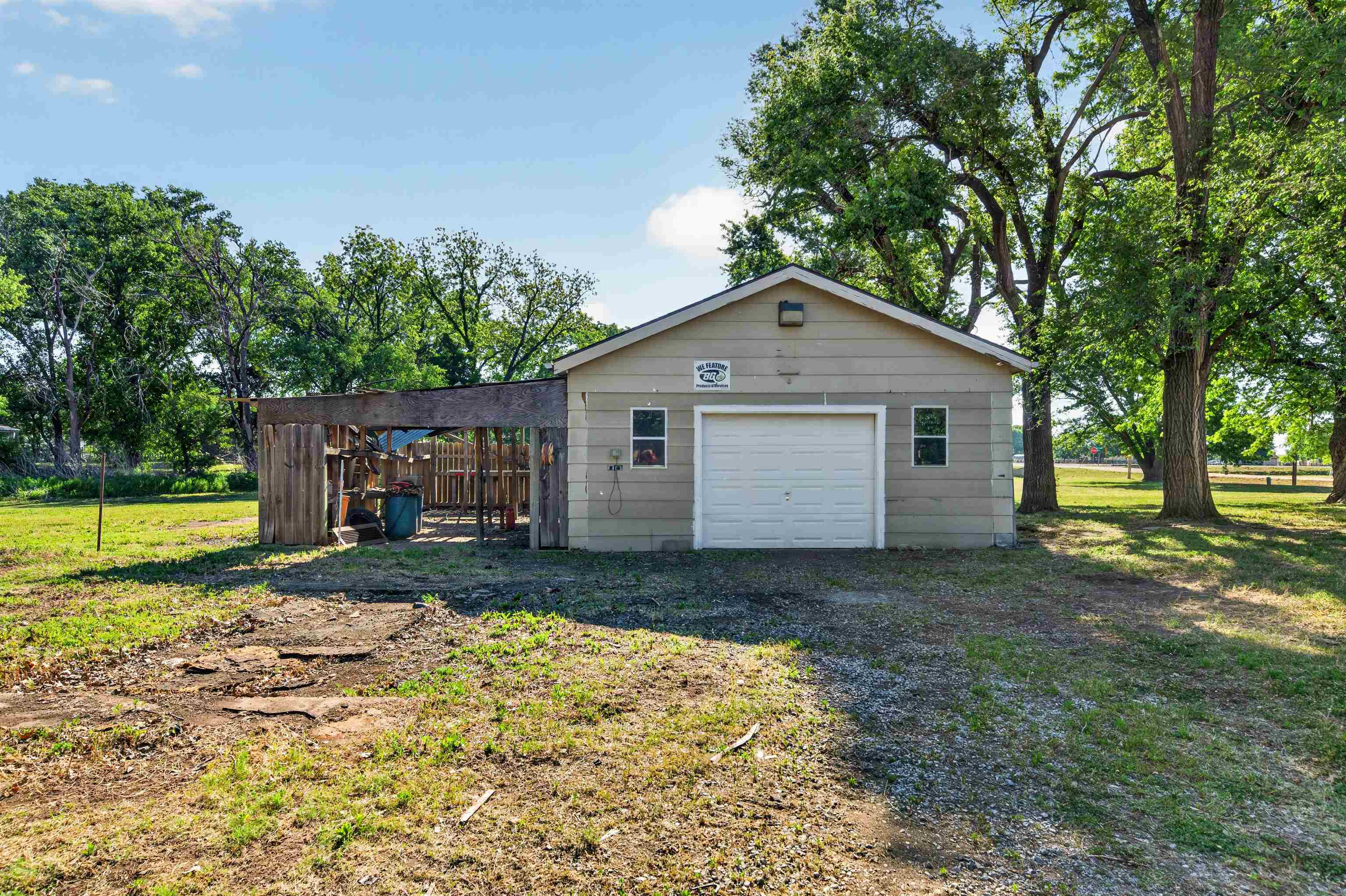1600 E 87th Street S Haysville KS 67060