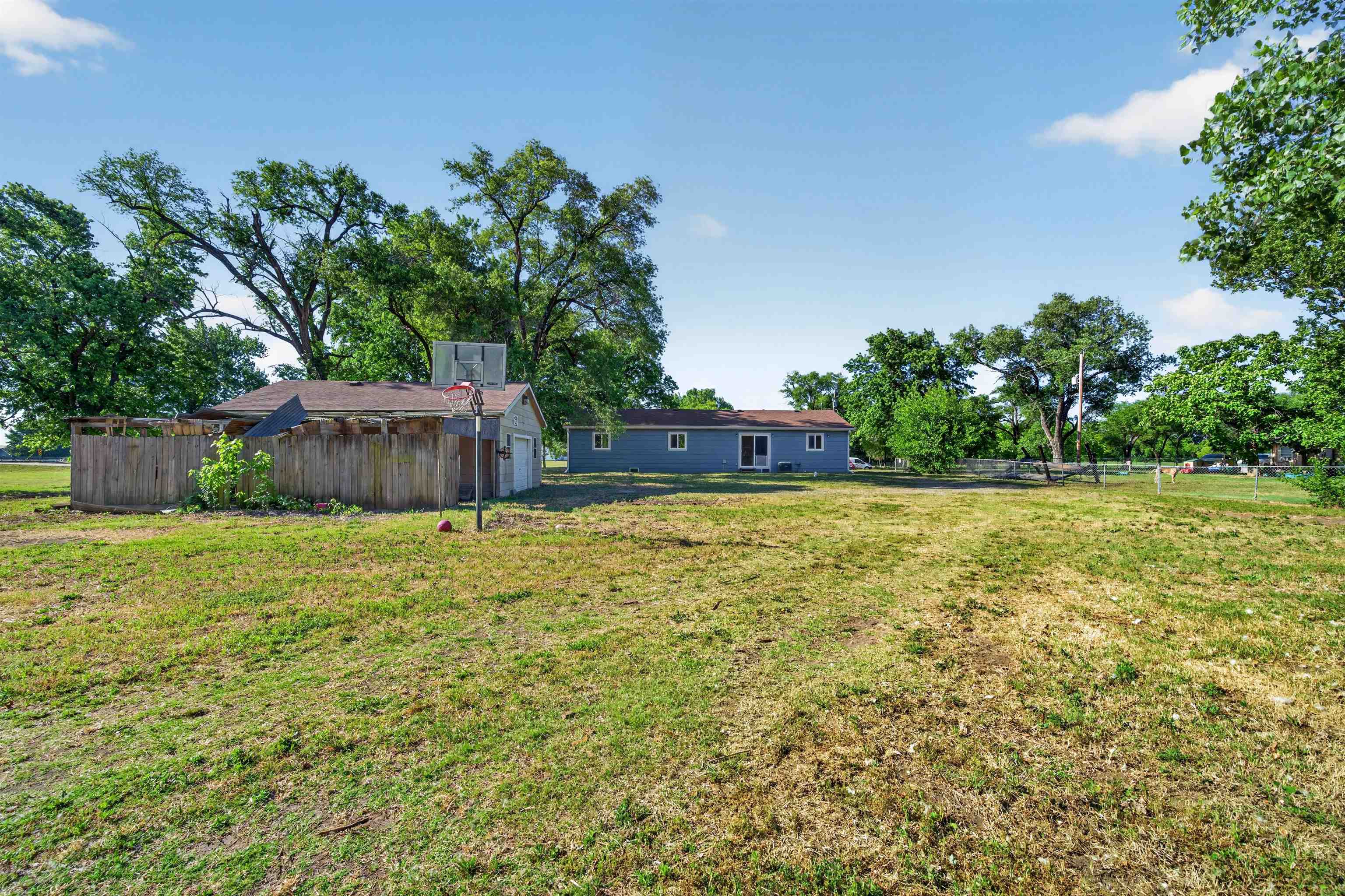 1600 E 87th Street S Haysville KS 67060