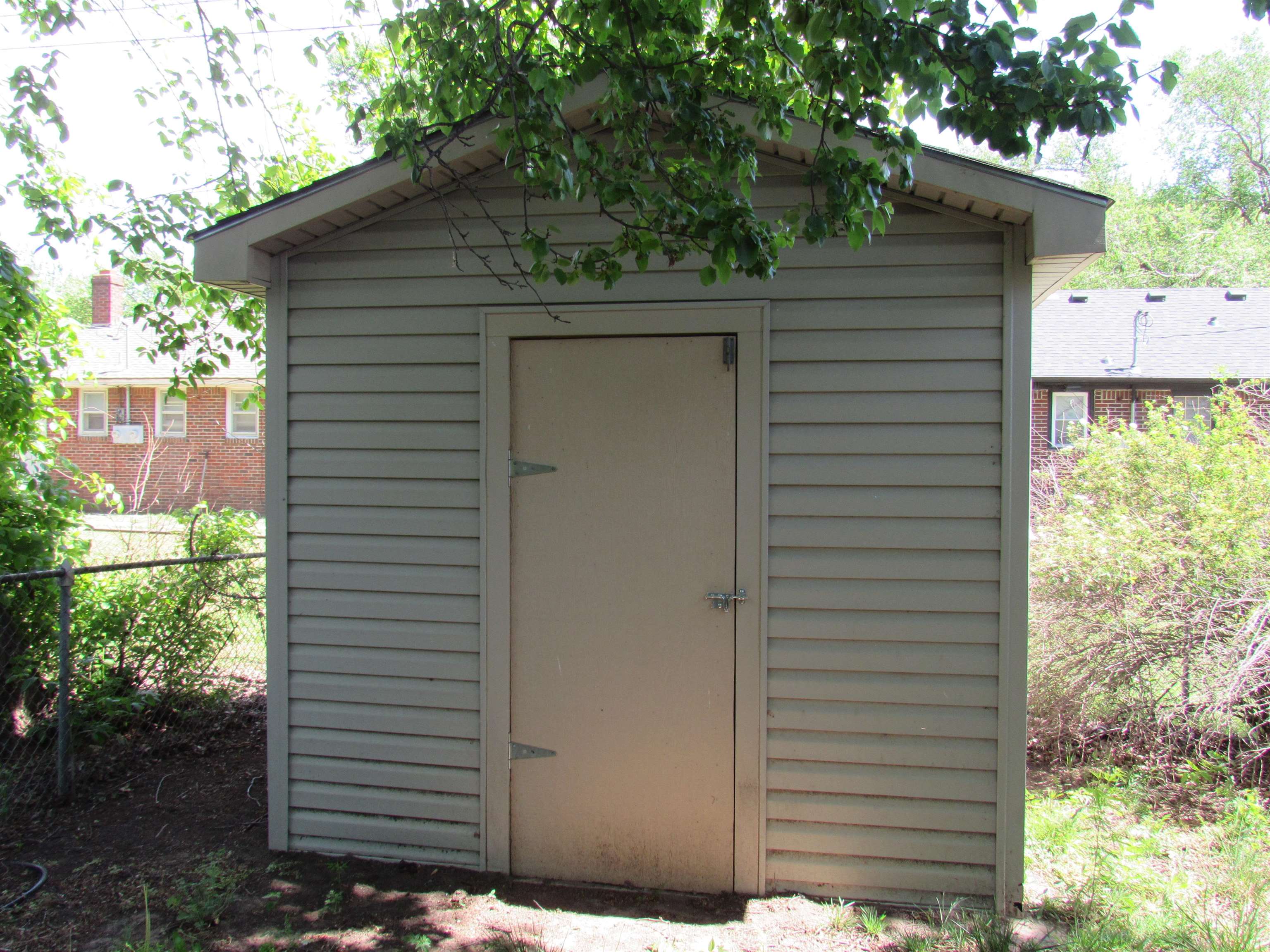 2456 S Lulu Wichita KS 67226