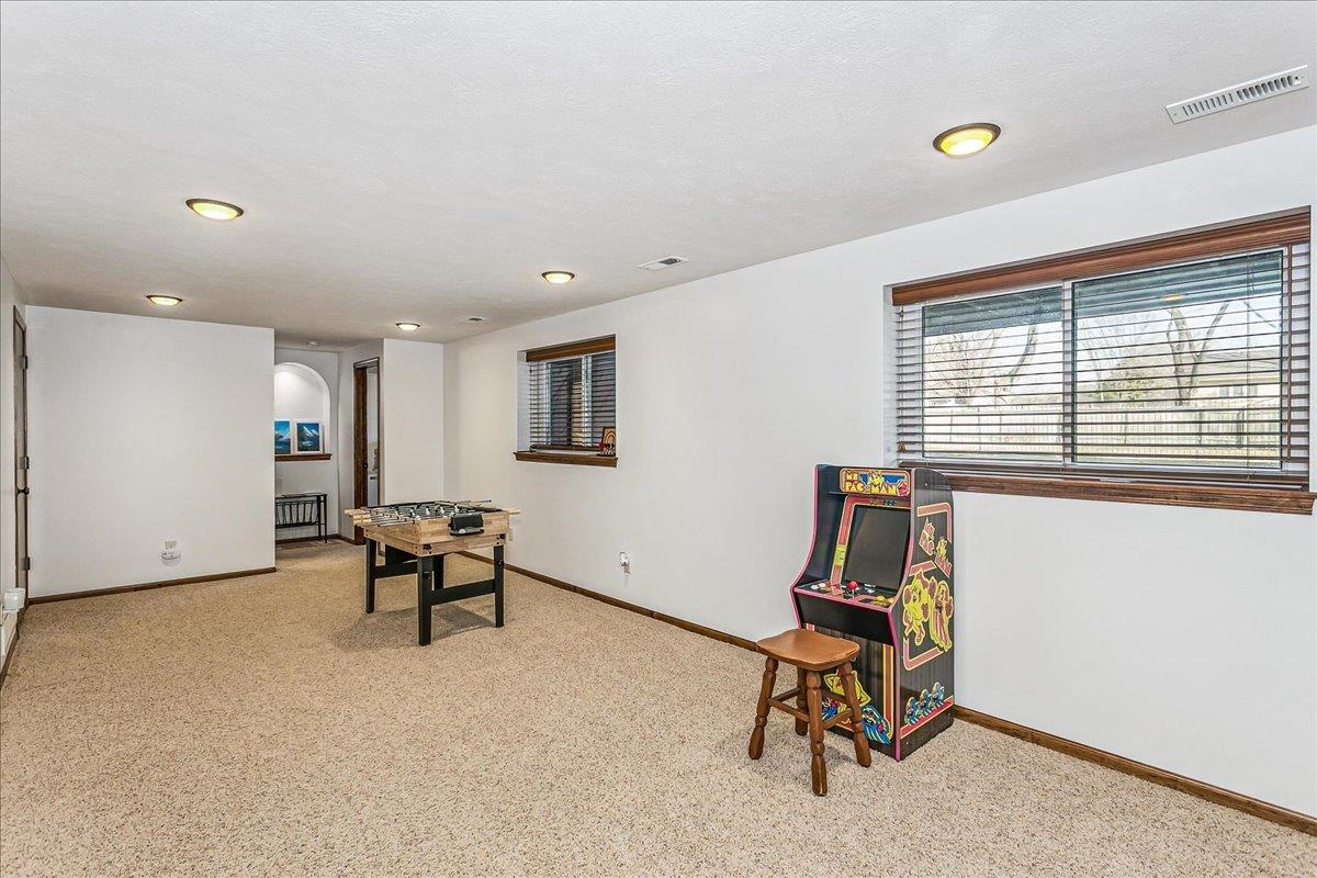 240 N Bent Tree Court Andover KS 67002