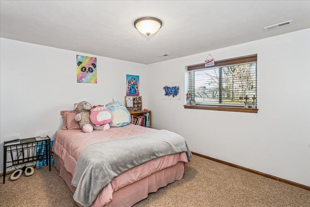 240 N Bent Tree Court Andover KS 67002