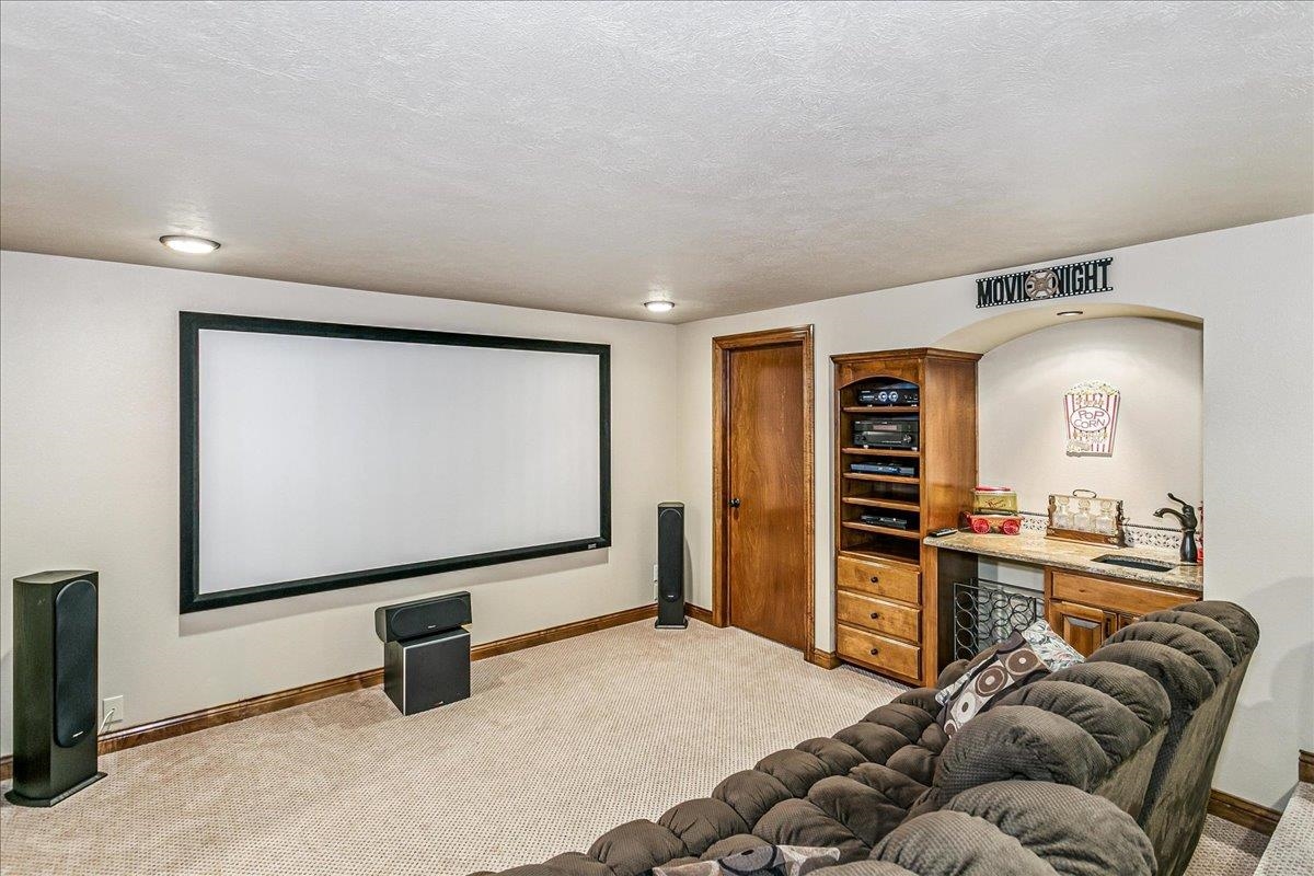 240 N Bent Tree Court Andover KS 67002