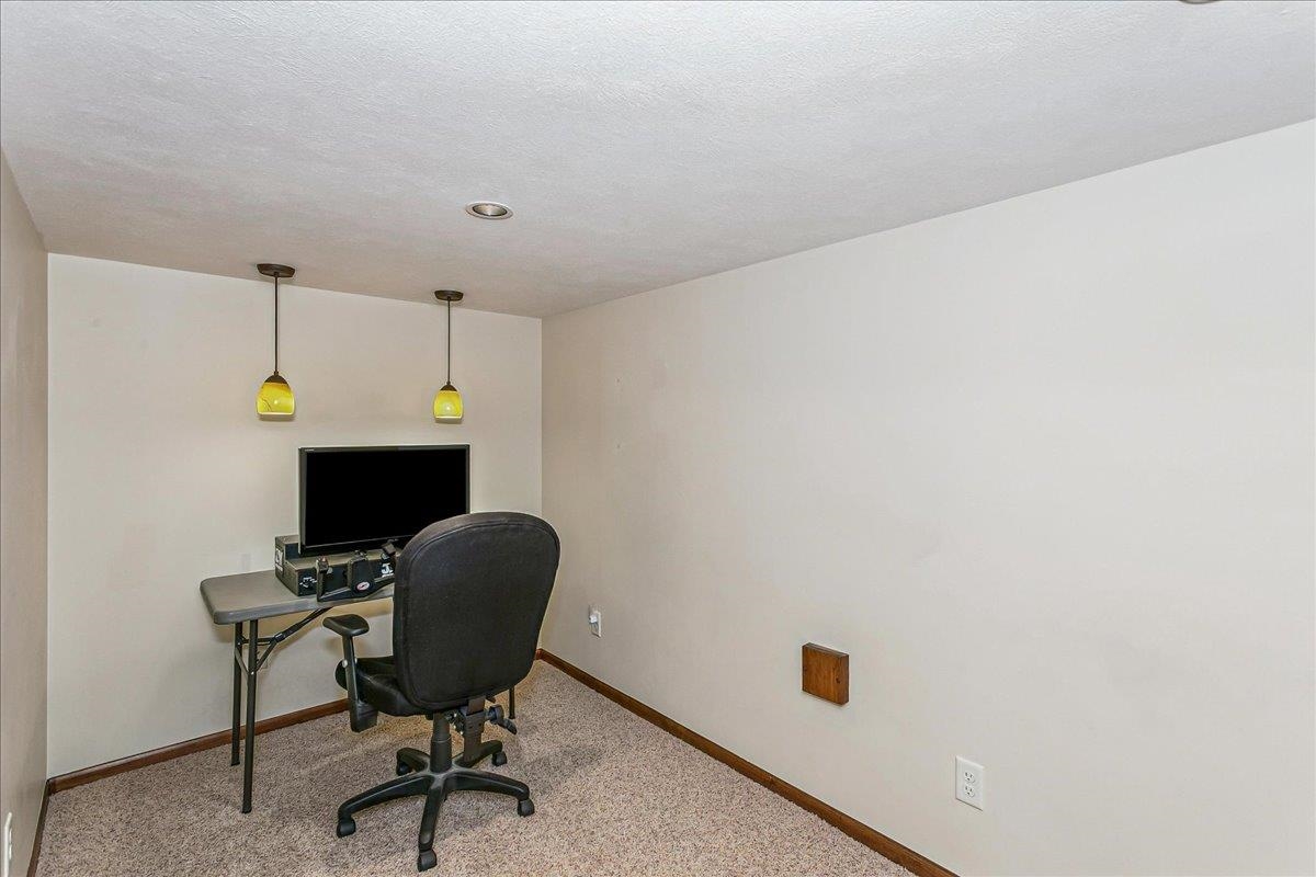 240 N Bent Tree Court Andover KS 67002