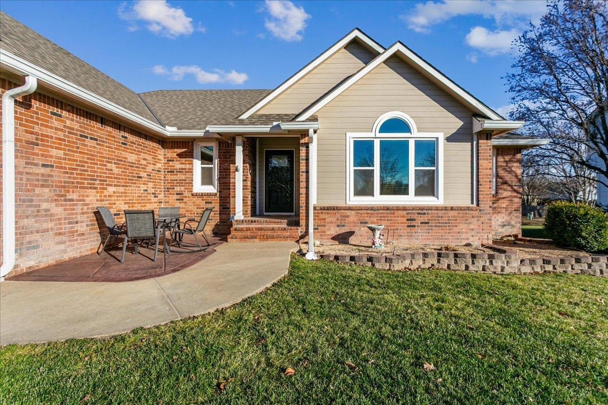 240 N Bent Tree Court Andover KS 67002