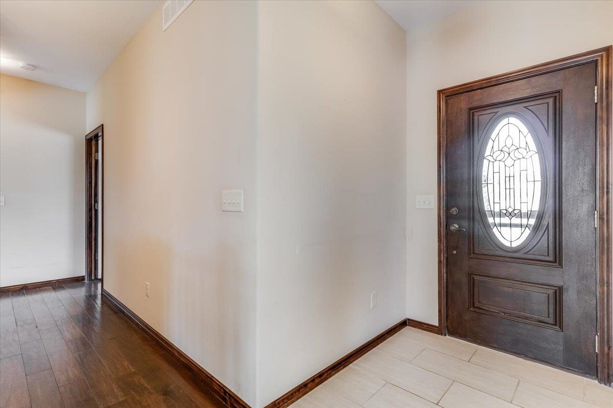 2726 N Woodridge Wichita KS 67226