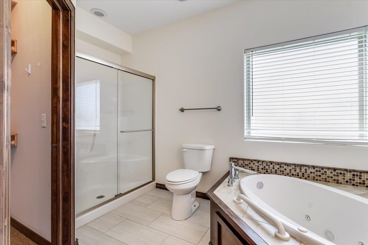 2726 N Woodridge Wichita KS 67226