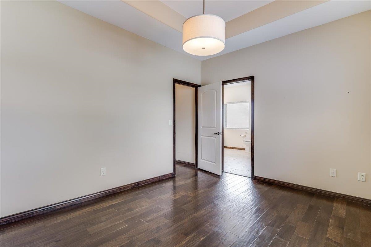 2726 N Woodridge Wichita KS 67226