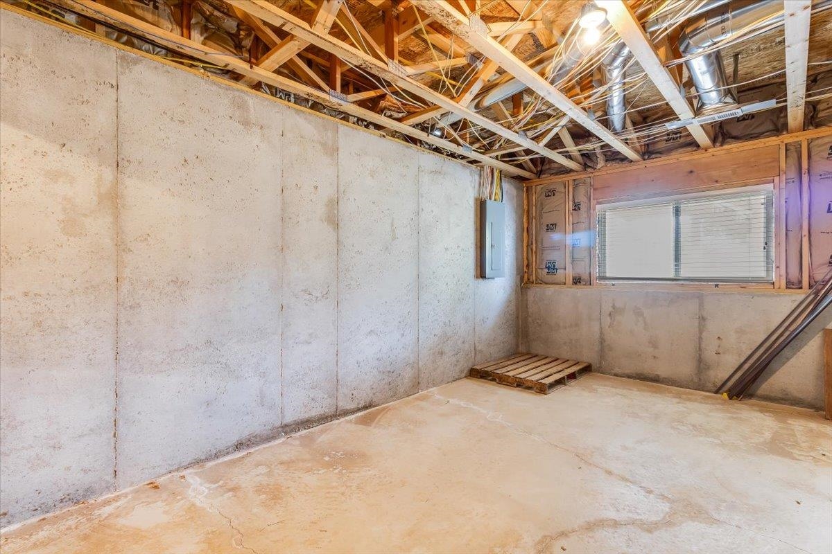 2726 N Woodridge Wichita KS 67226