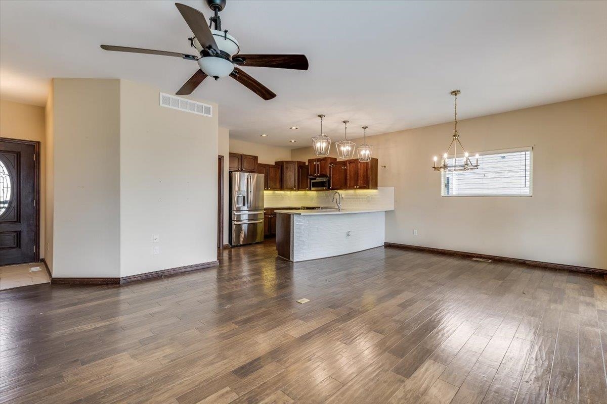 2726 N Woodridge Wichita KS 67226