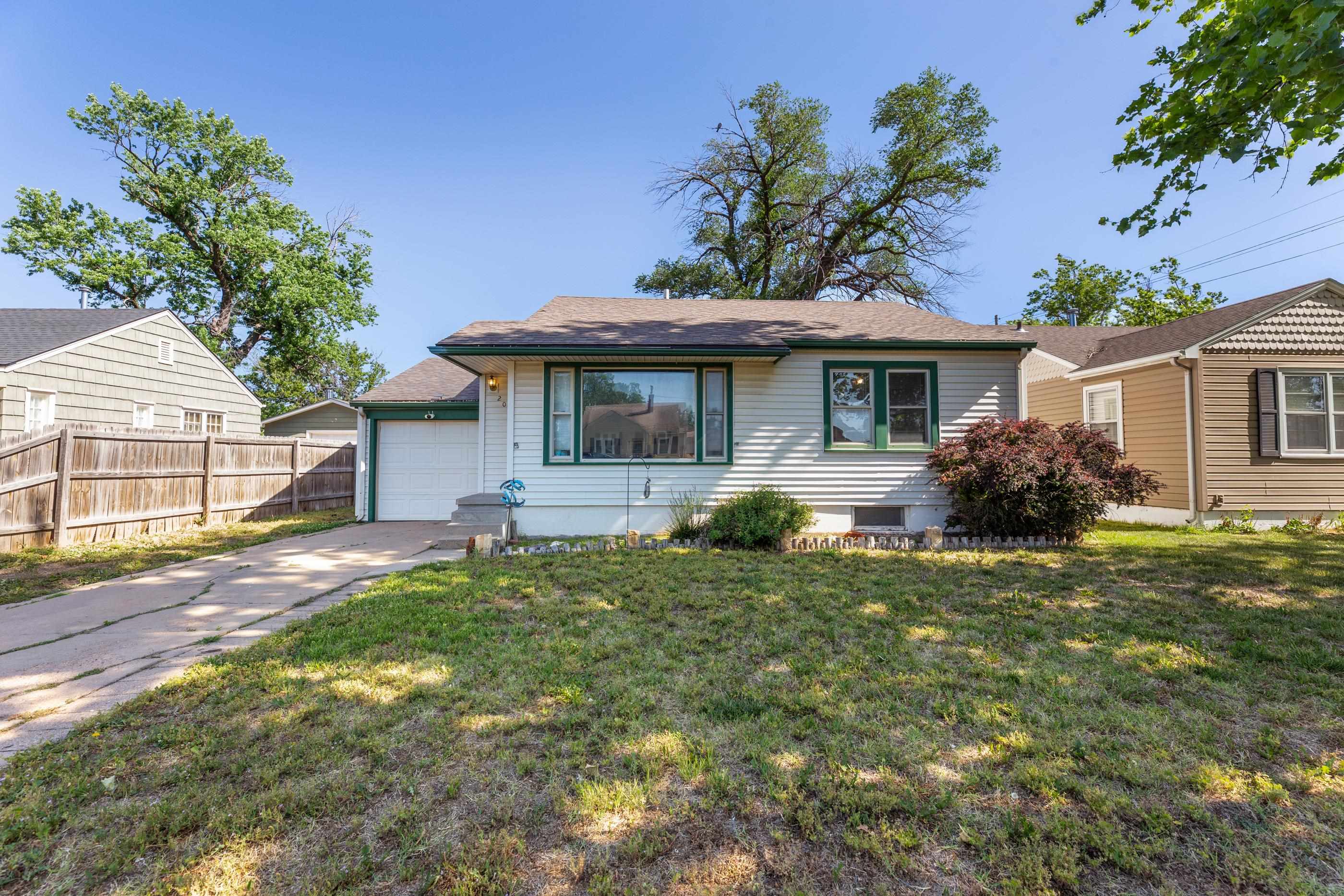 202 W 25th Avenue Hutchinson KS 67502