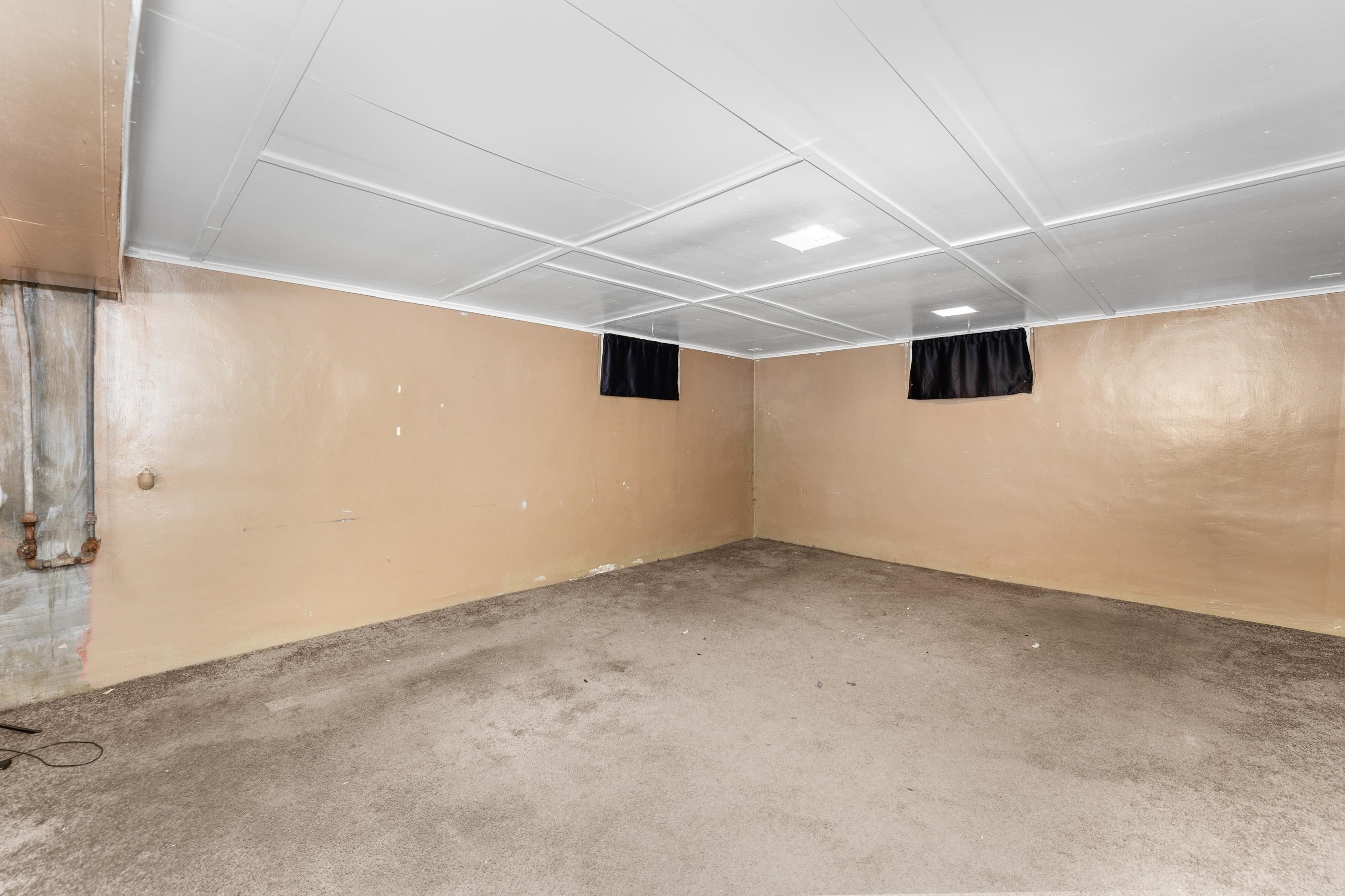 202 W 25th Avenue Hutchinson KS 67502