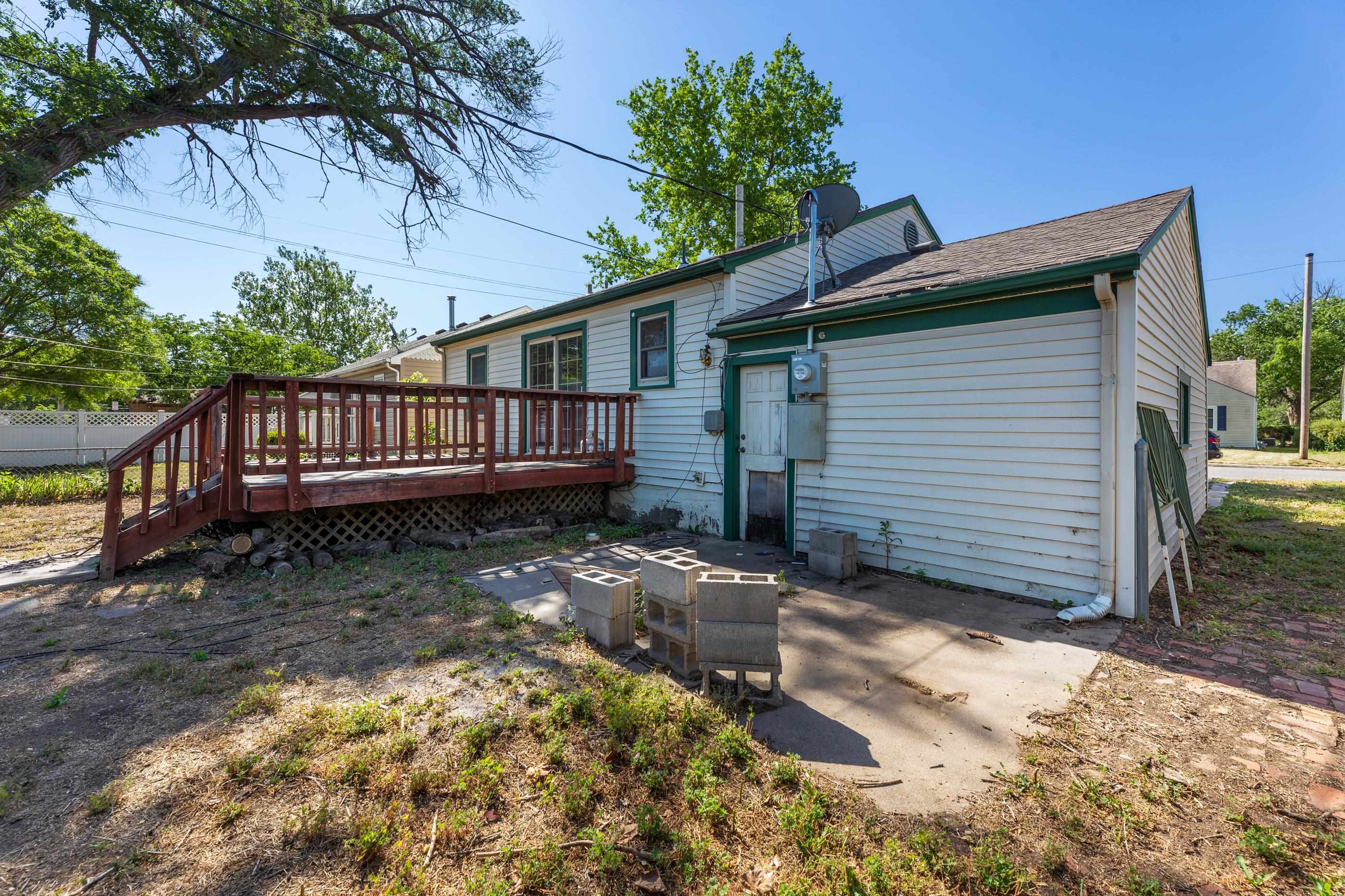 202 W 25th Avenue Hutchinson KS 67502