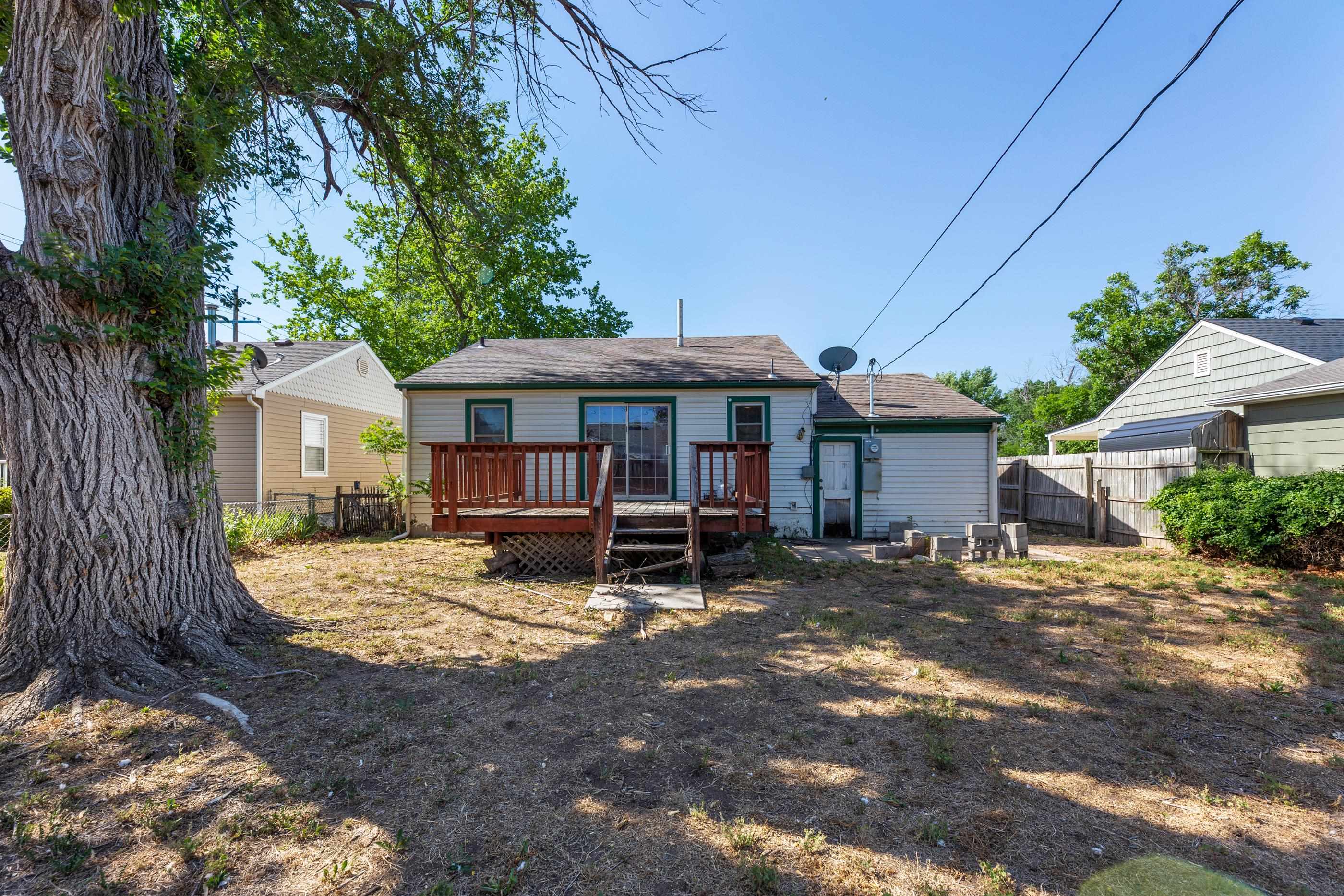 202 W 25th Avenue Hutchinson KS 67502