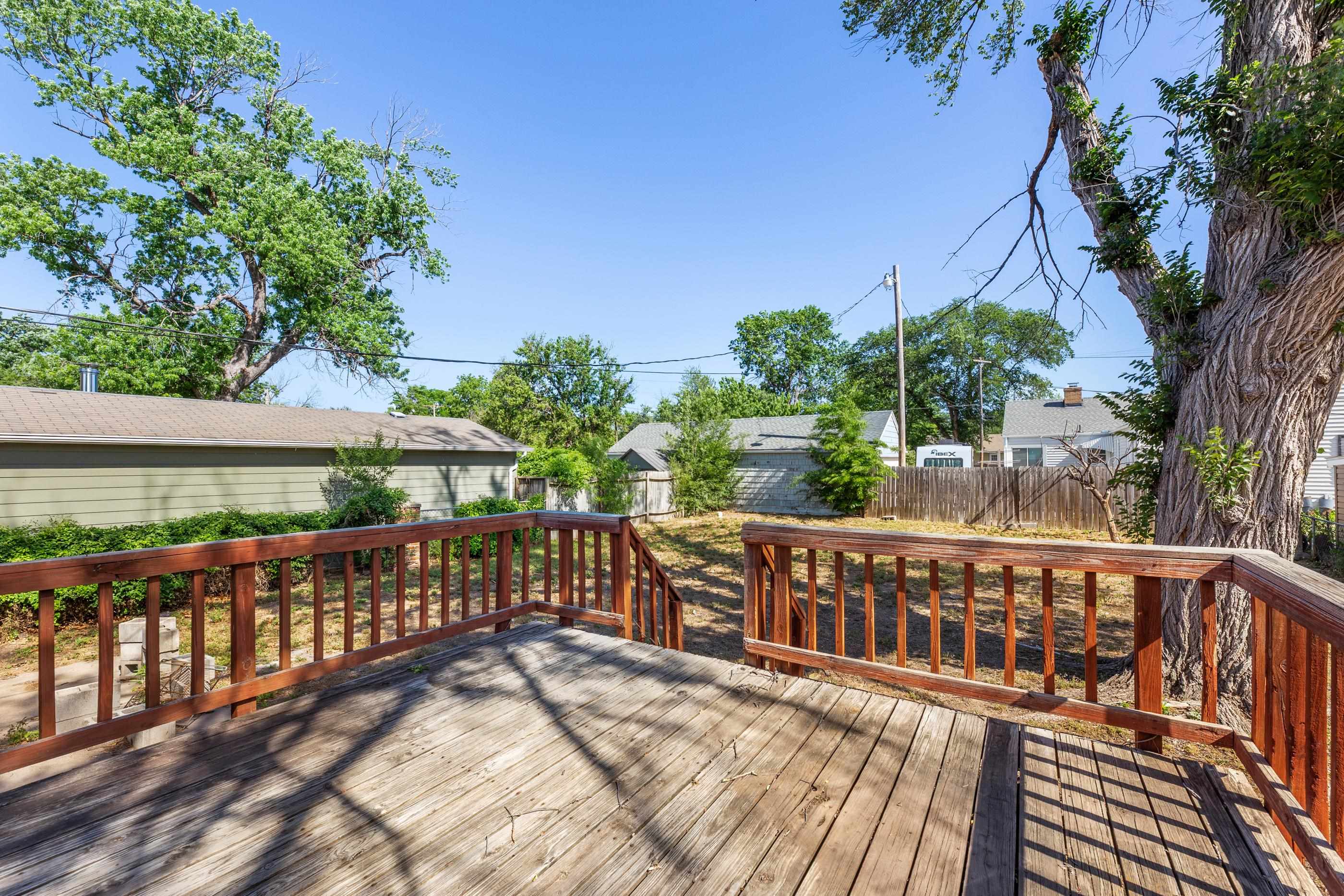 202 W 25th Avenue Hutchinson KS 67502