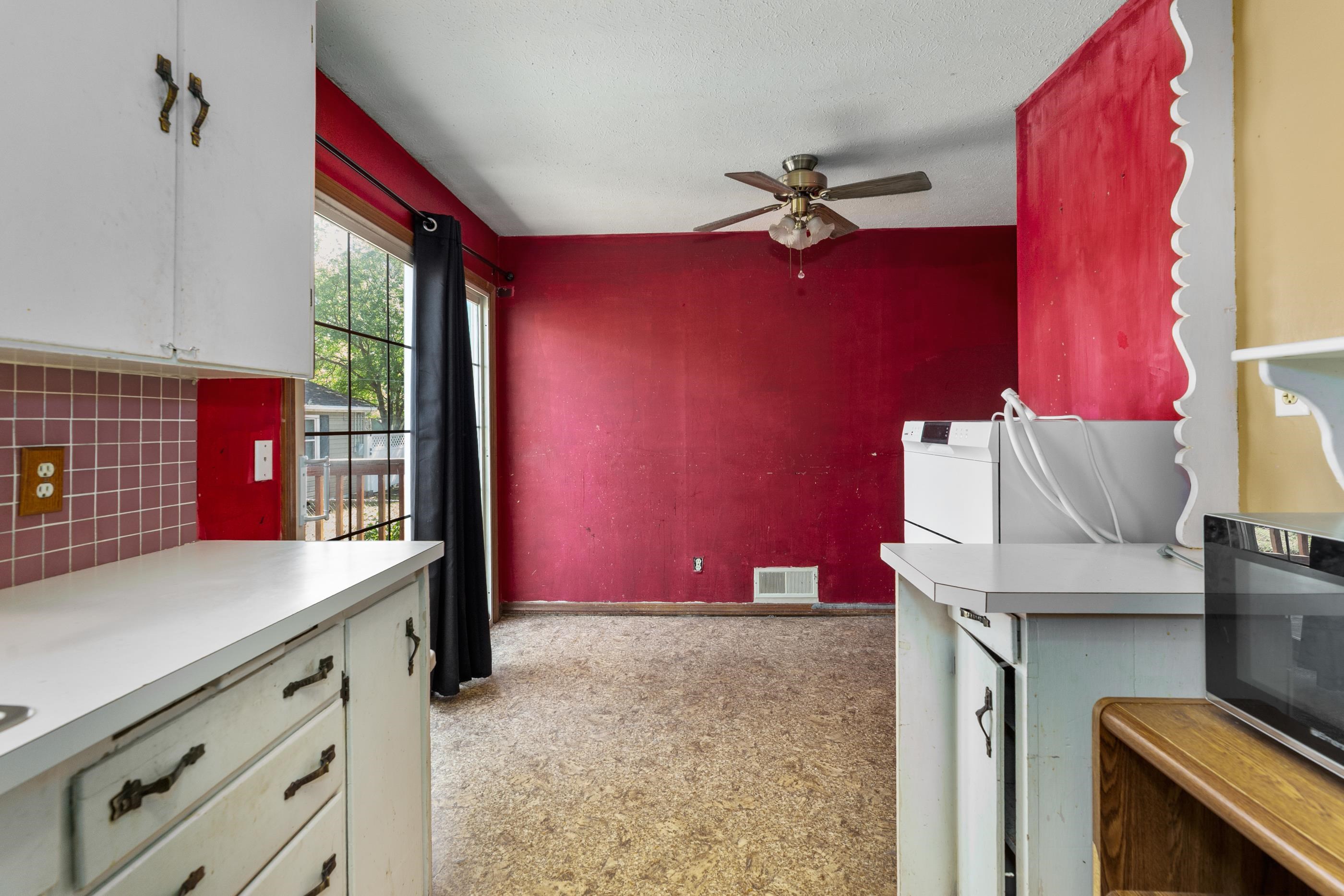 202 W 25th Avenue Hutchinson KS 67502