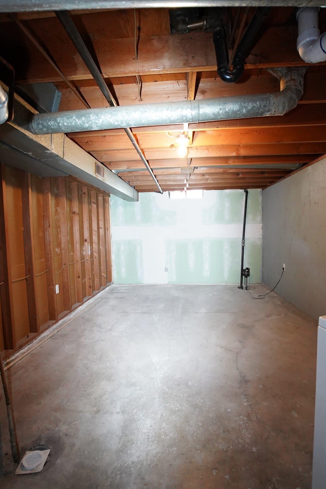 8149 E Zimmerly Street Wichita KS 67207-3253