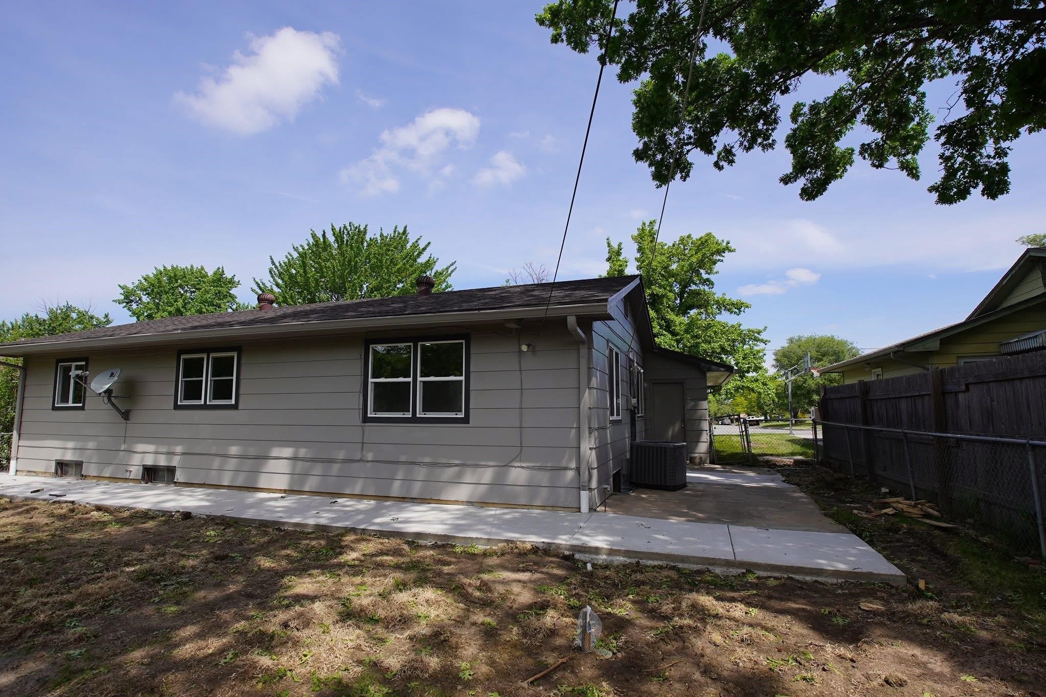 8149 E Zimmerly Street Wichita KS 67207-3253