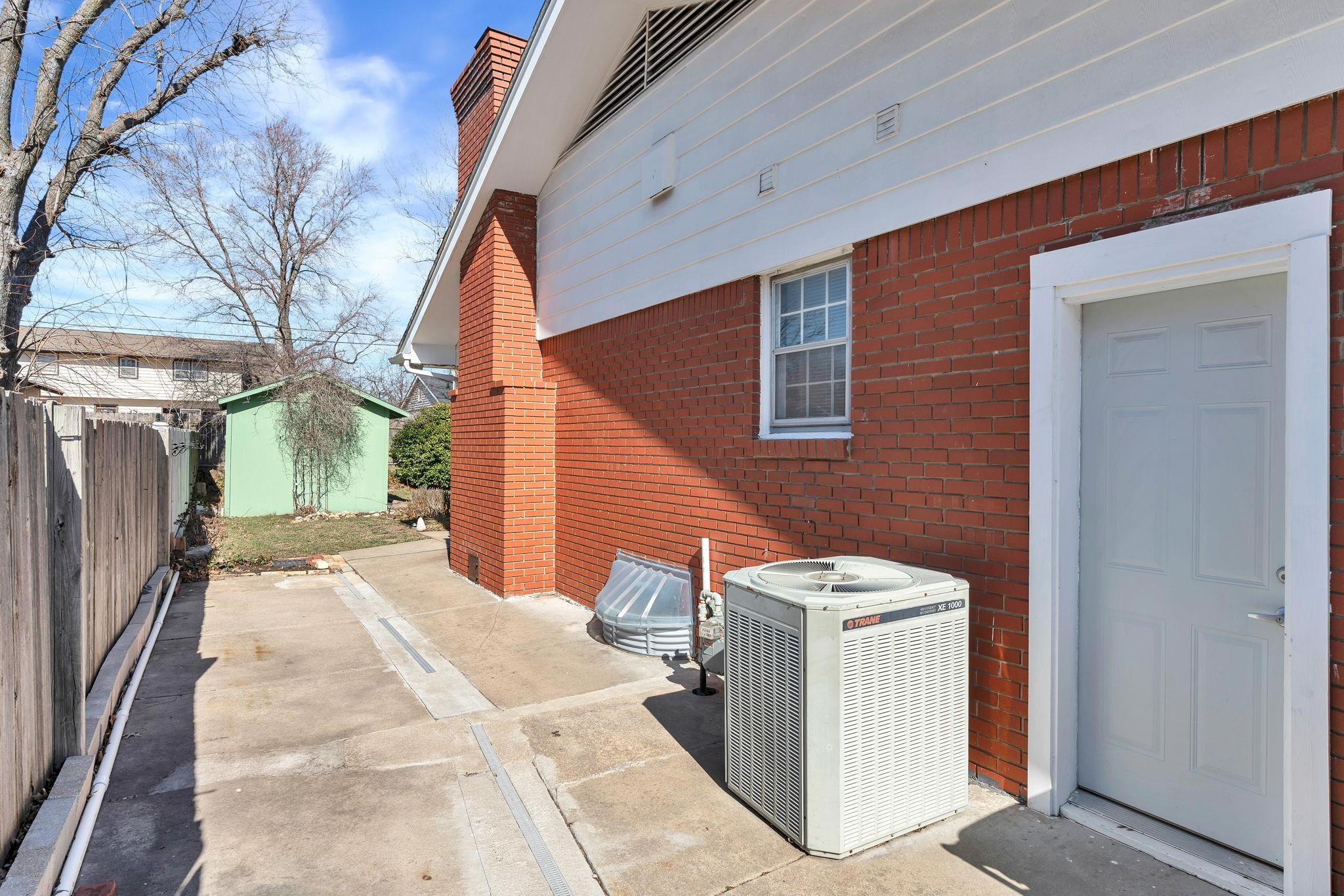 6618 E 10th Street Wichita KS 67206