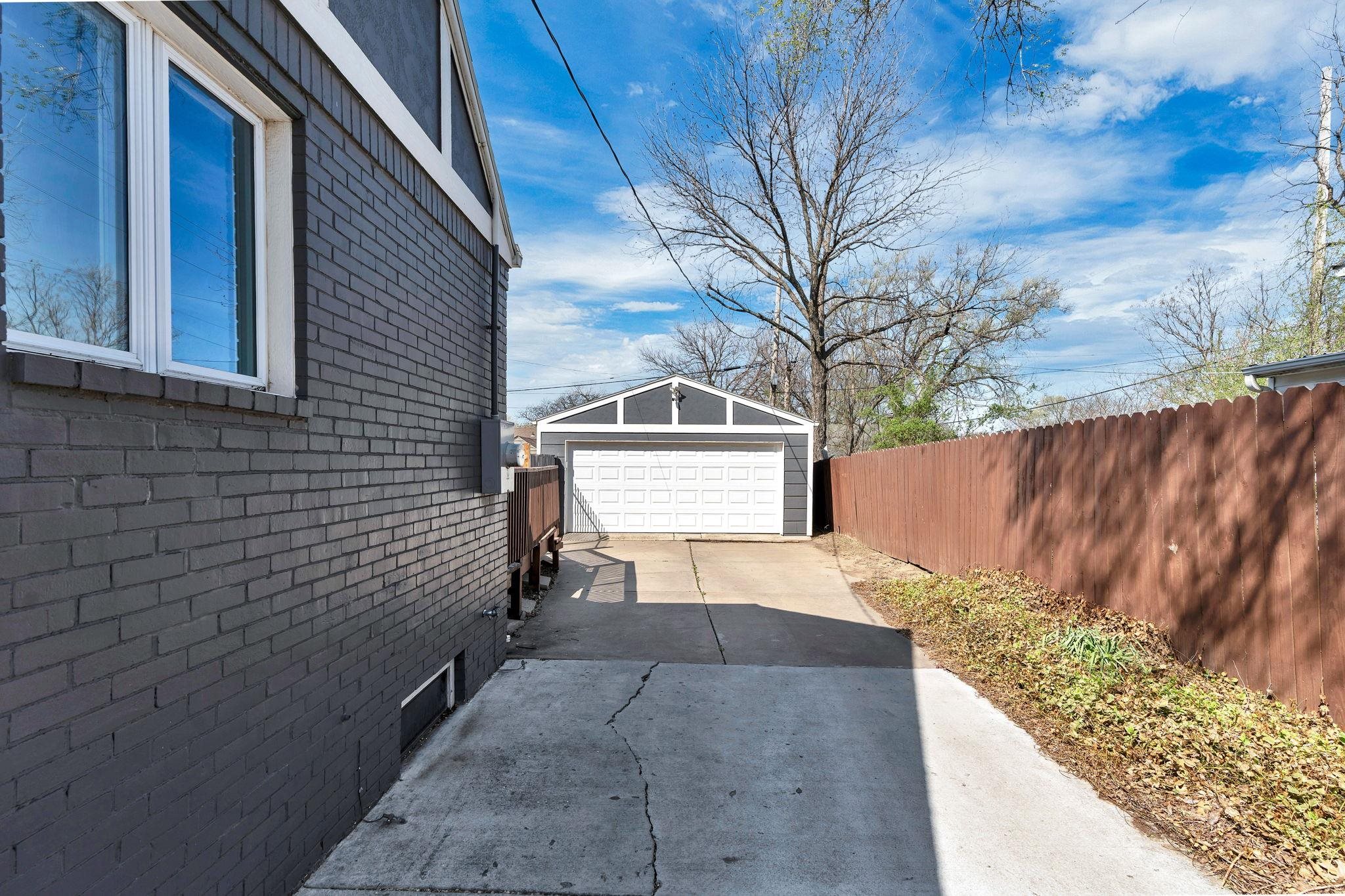 449 N Battin Wichita KS 67208