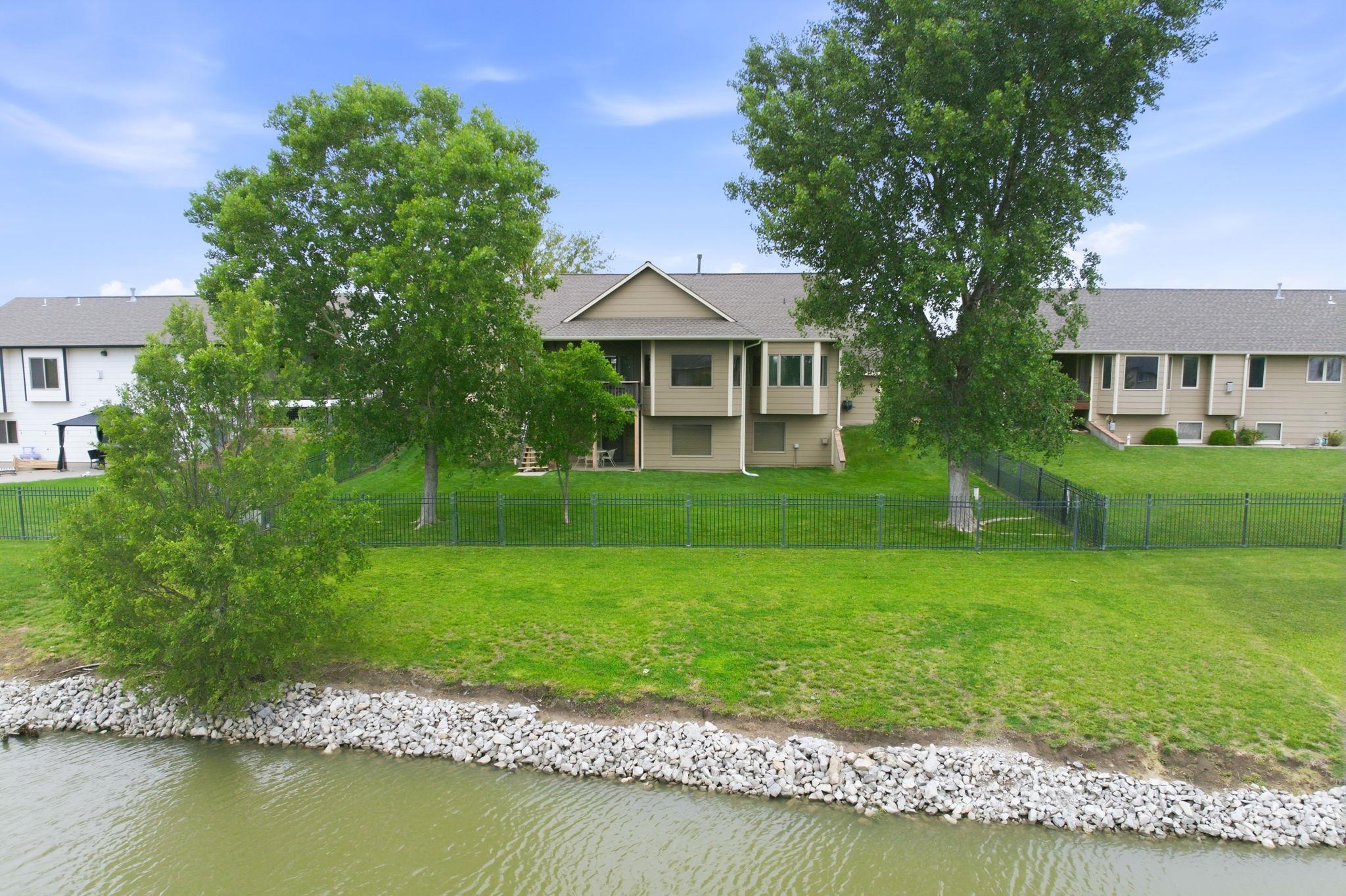4009 N Lake Ridge Court Wichita KS 67205