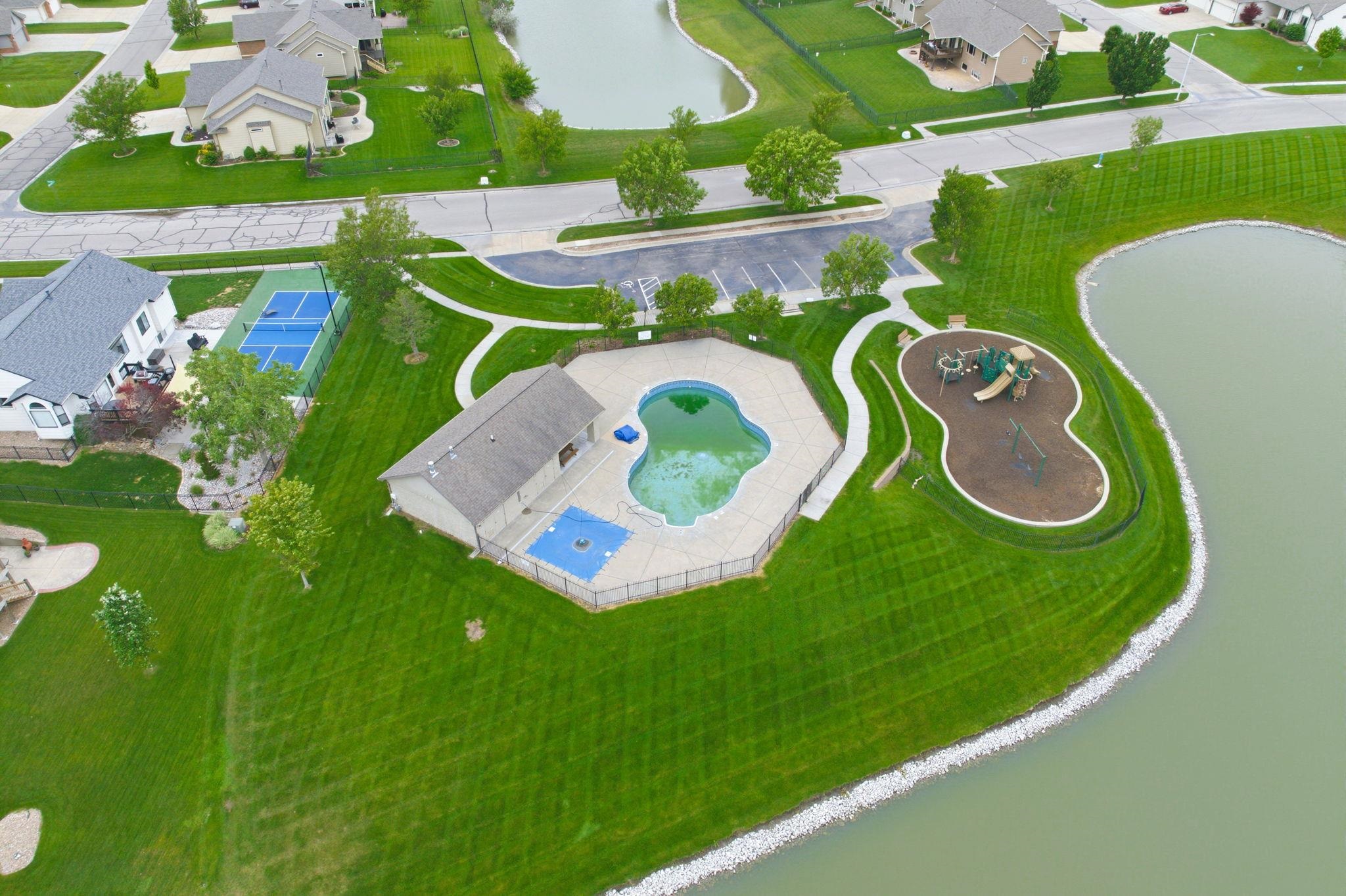 4009 N Lake Ridge Court Wichita KS 67205
