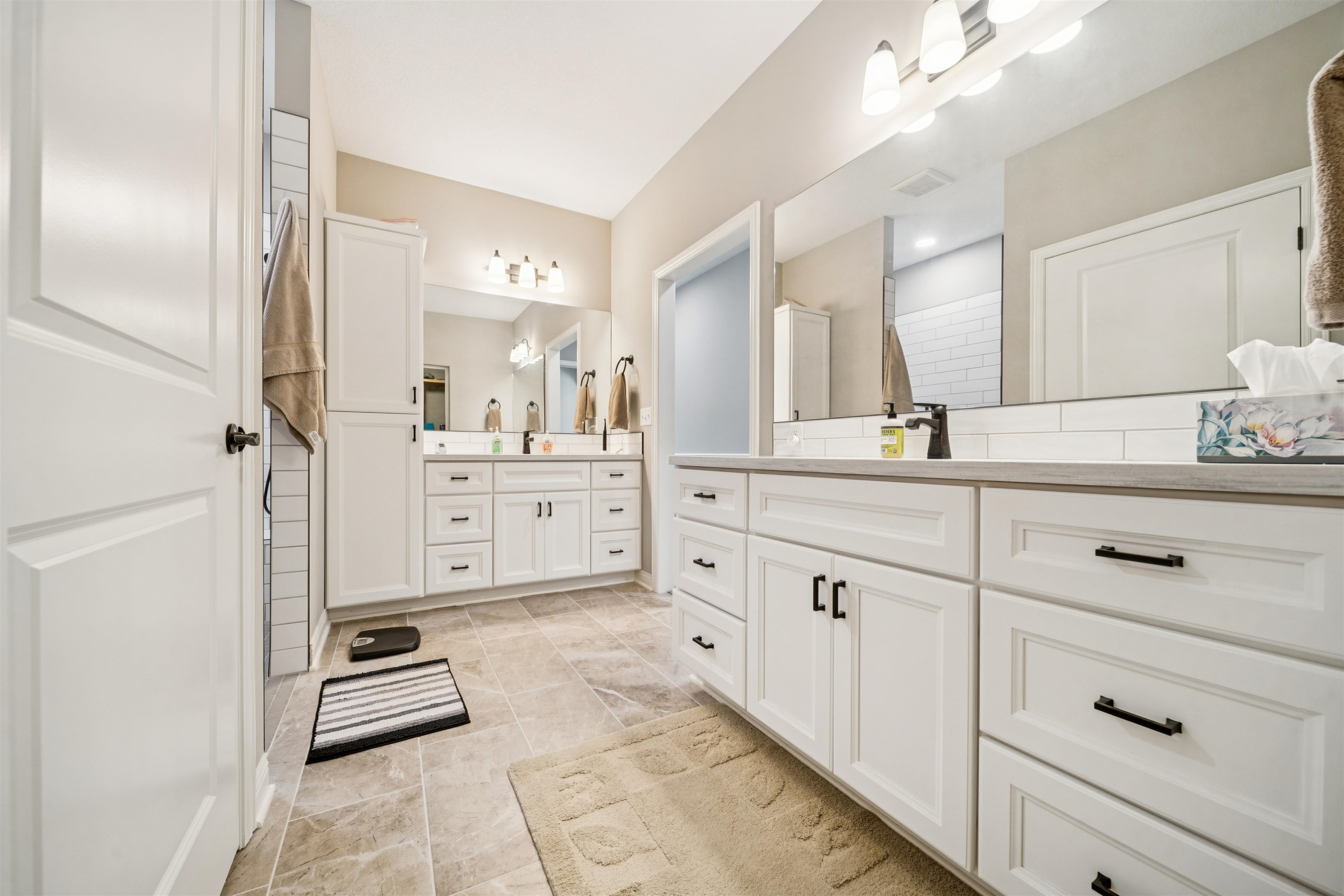 3641 N Lakeway Court Wichita KS 67205