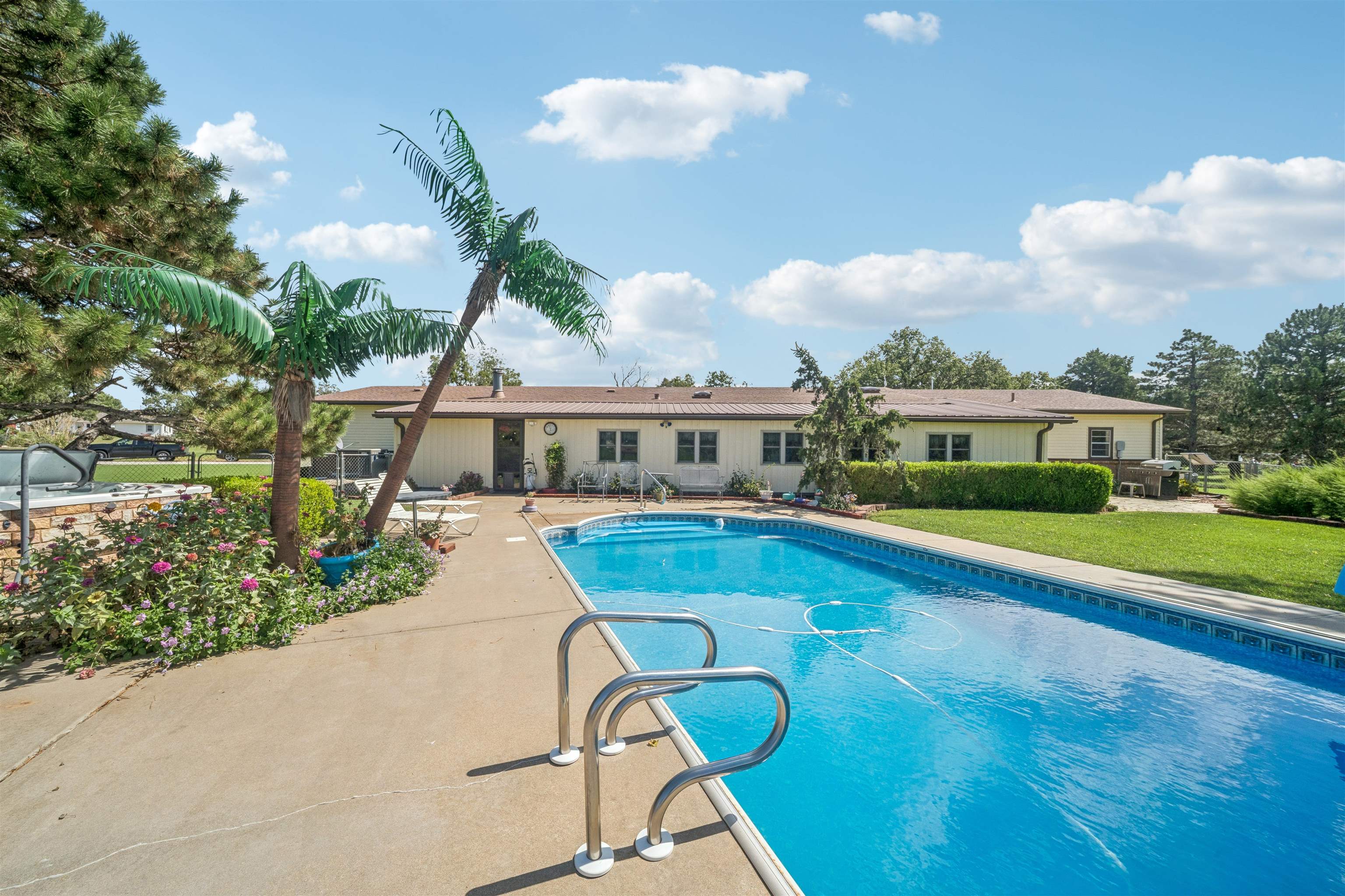 505 N Webb Street Caldwell KS 67022