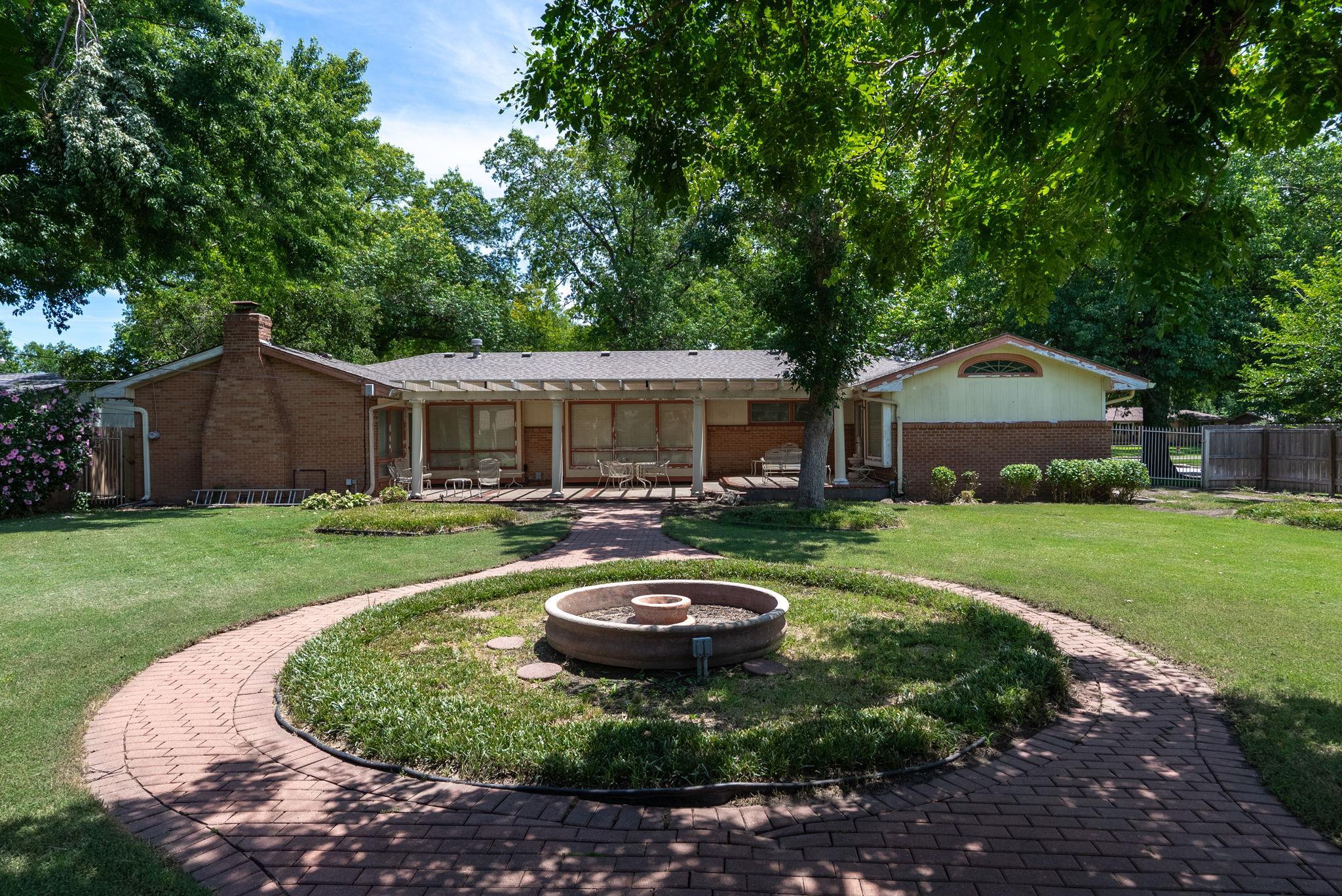 371 S Floyd Street Wichita KS 67209