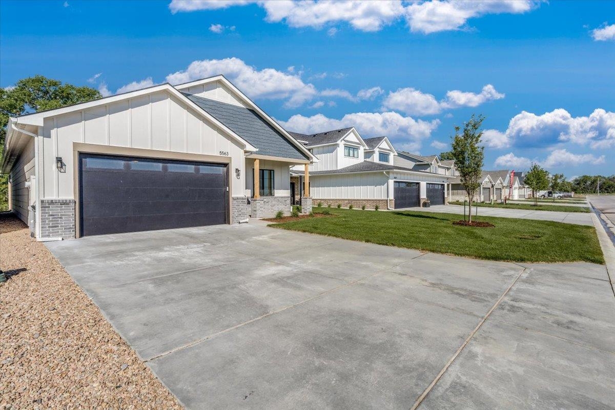5563 Wandering Way Maize KS 67101