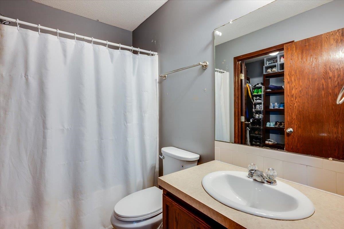 241 S Stoneridge Street Valley Center KS 67147