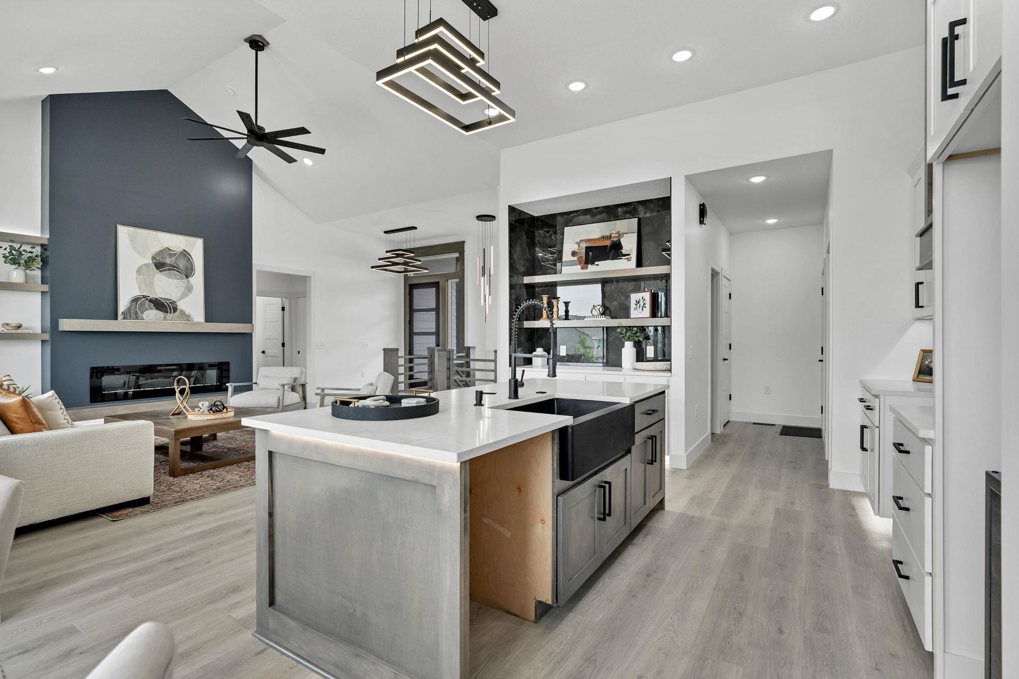 6641 N Silverton Street Park City KS 67219