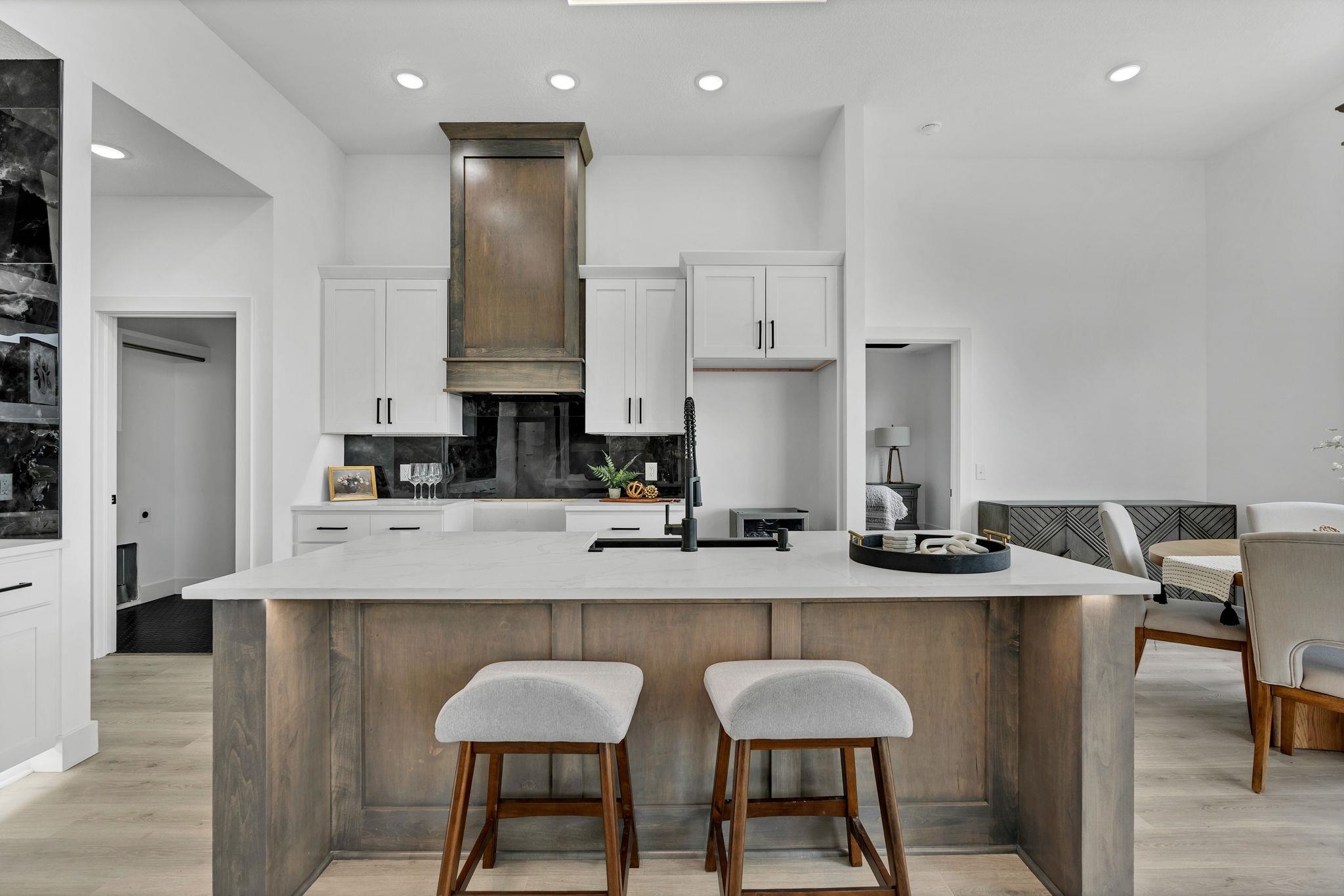 6641 N Silverton Street Park City KS 67219