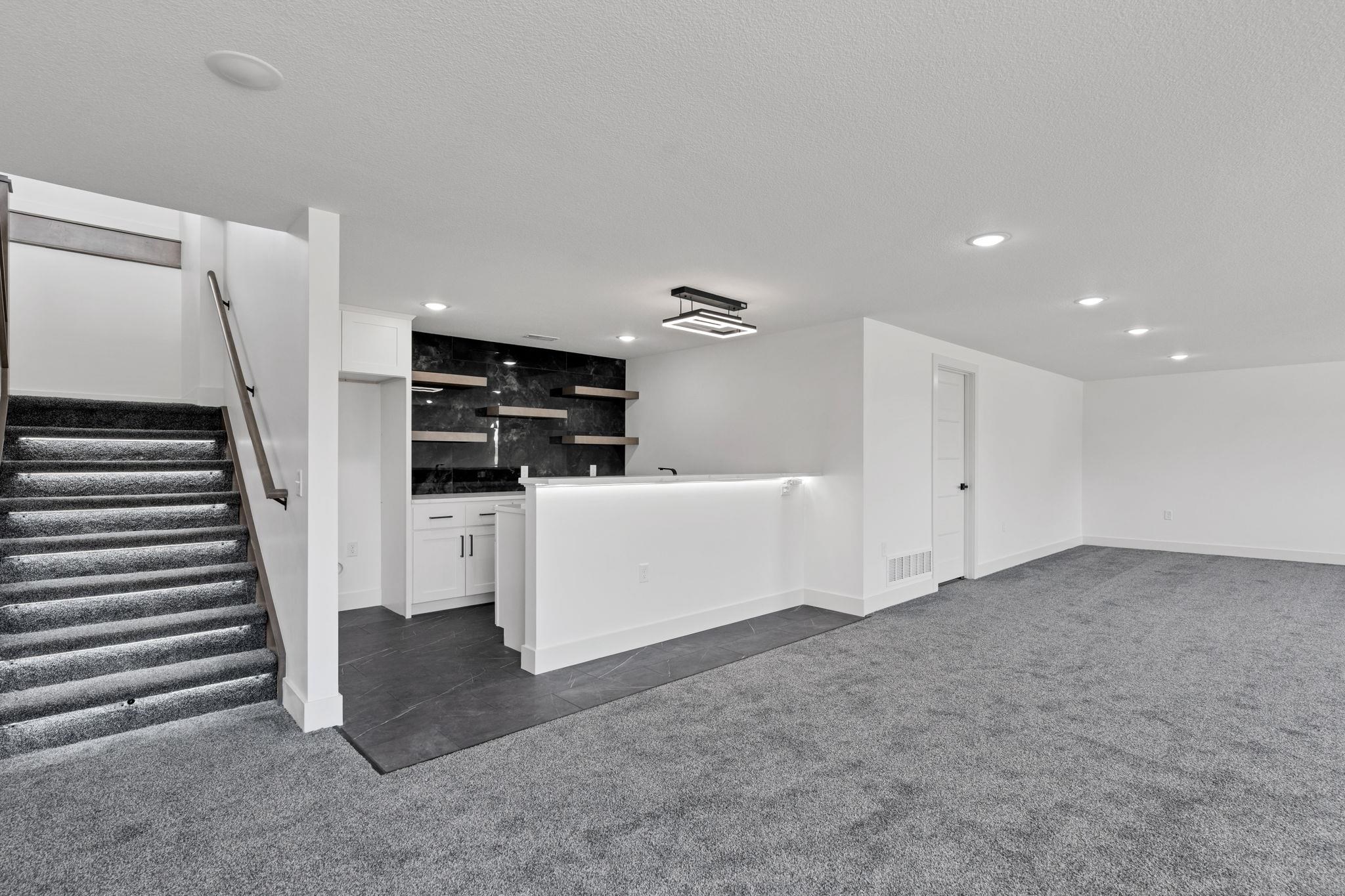 6641 N Silverton Street Park City KS 67219