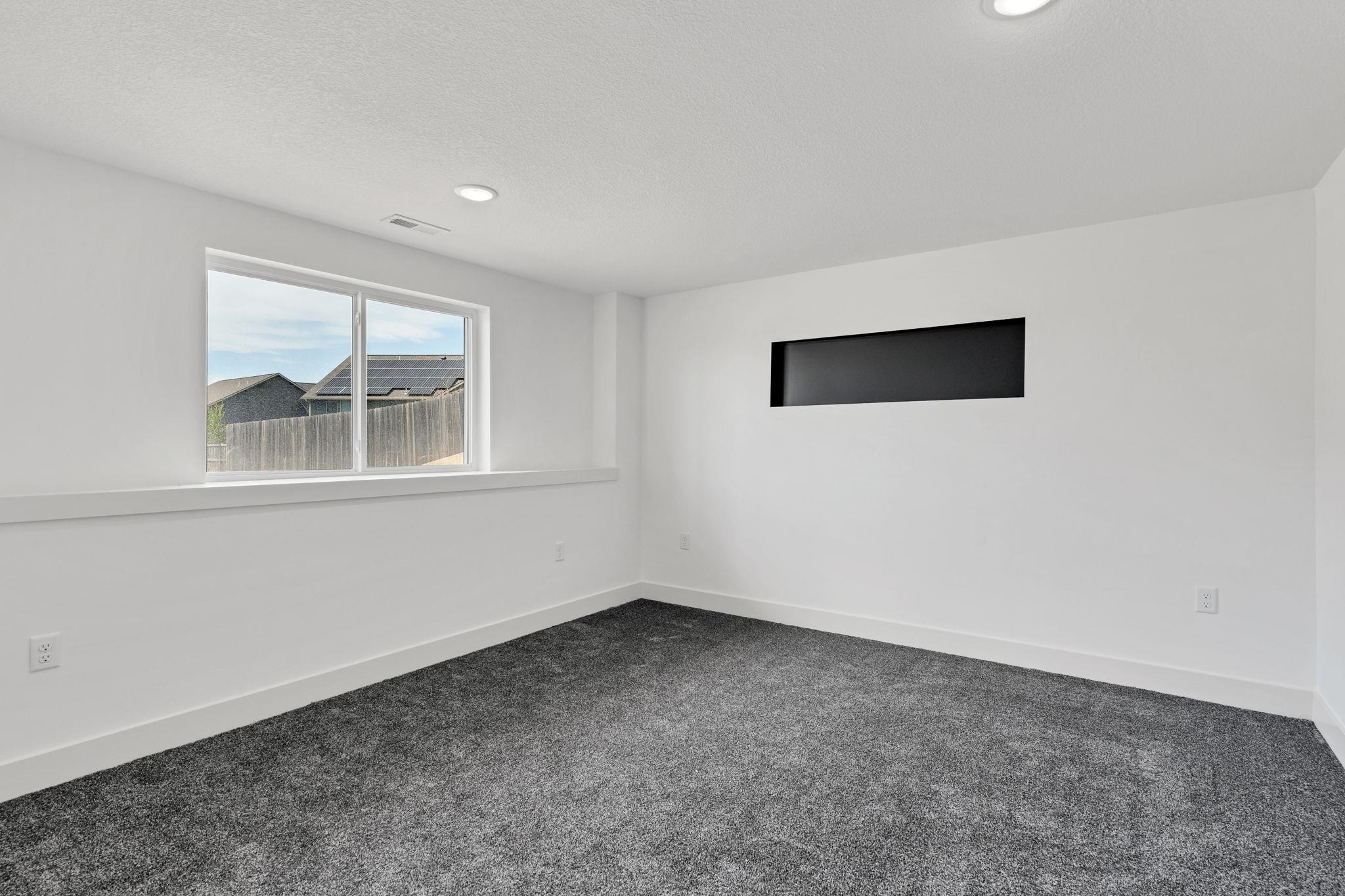 6641 N Silverton Street Park City KS 67219