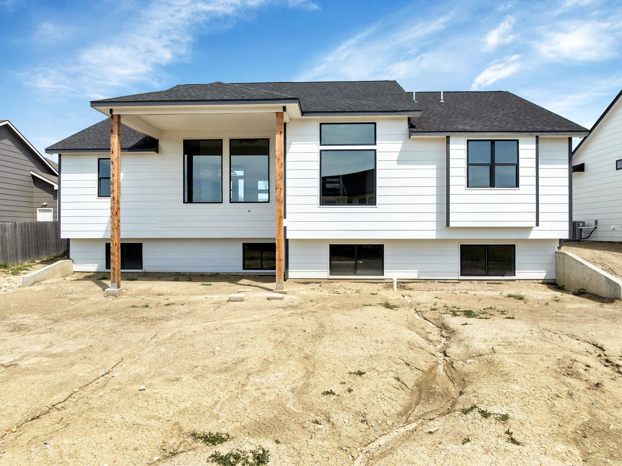 6641 N Silverton Street Park City KS 67219