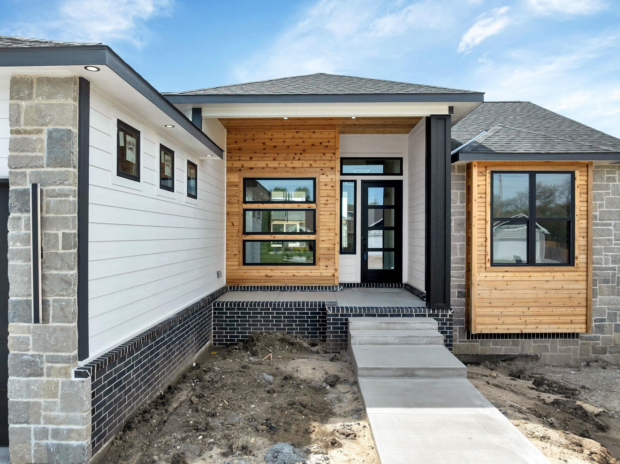 6641 N Silverton Street Park City KS 67219