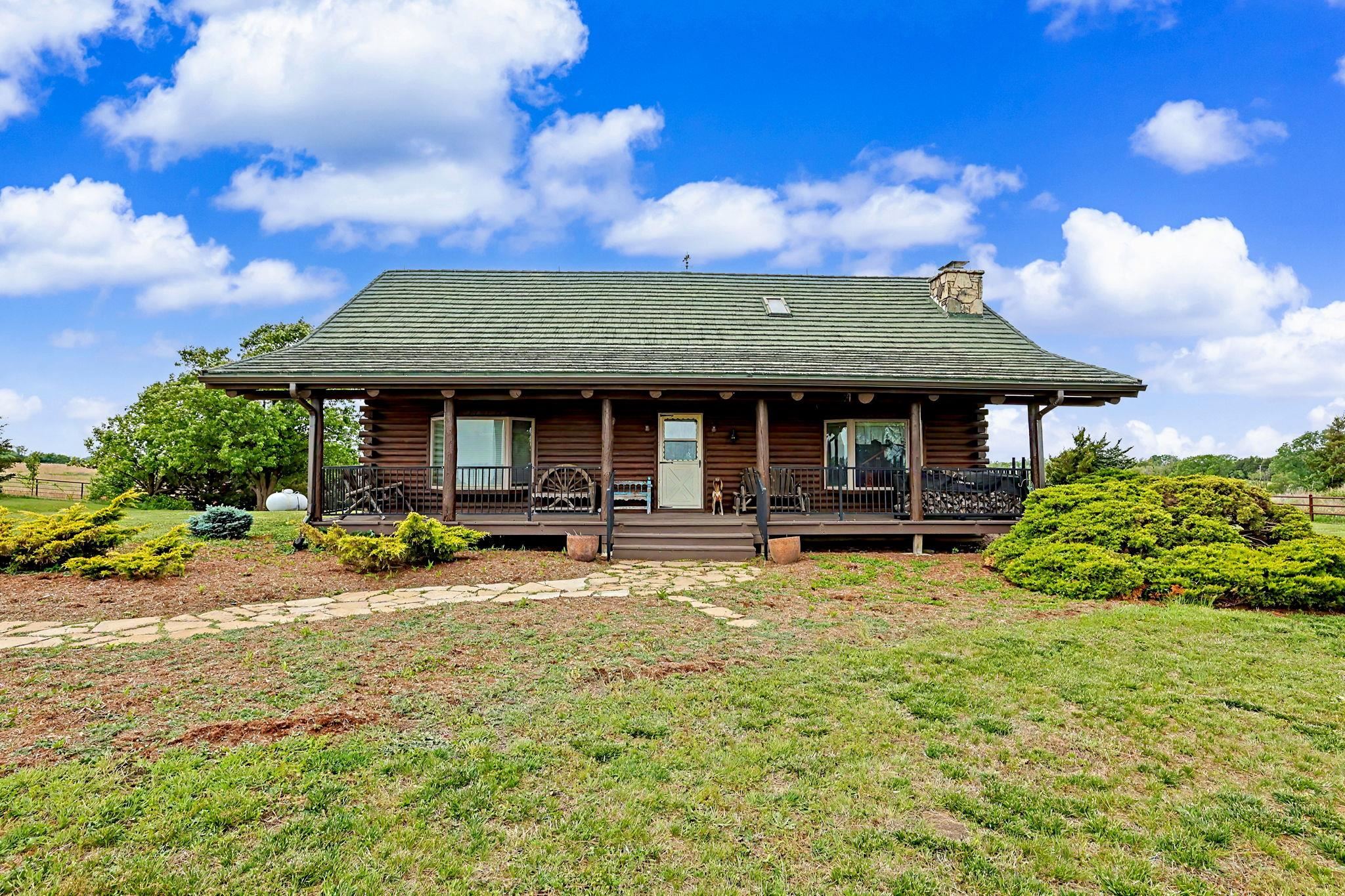 9615 S Rock Road Valley Center KS 67147
