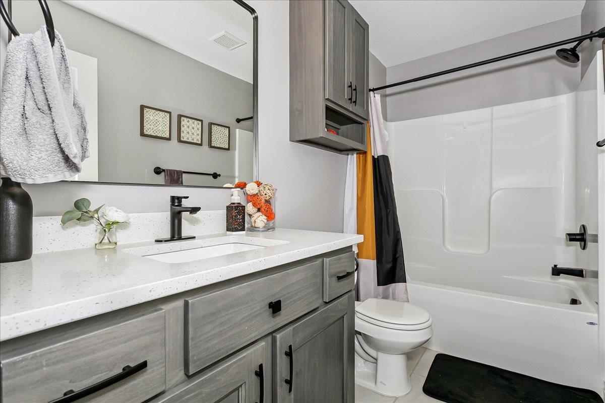 717 E Minneha Avenue Andover KS 67002