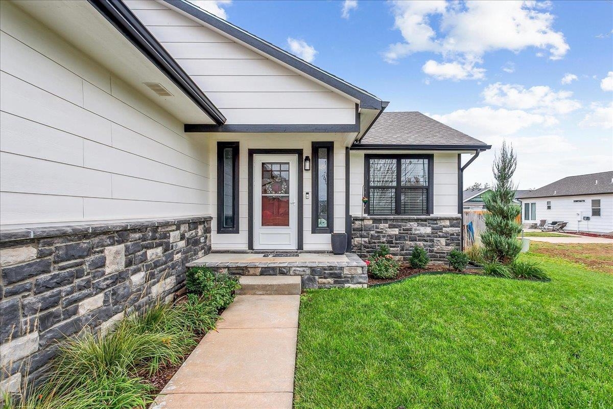 717 E Minneha Avenue Andover KS 67002