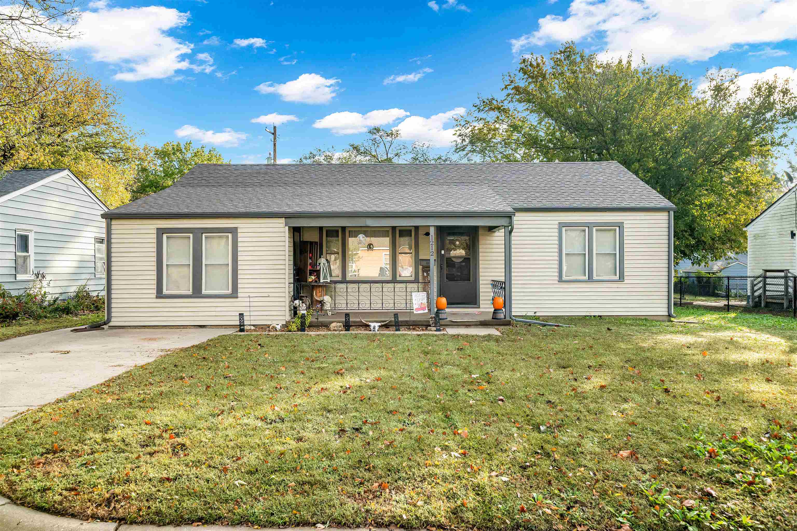 1212 Starkey Street Augusta KS 67010