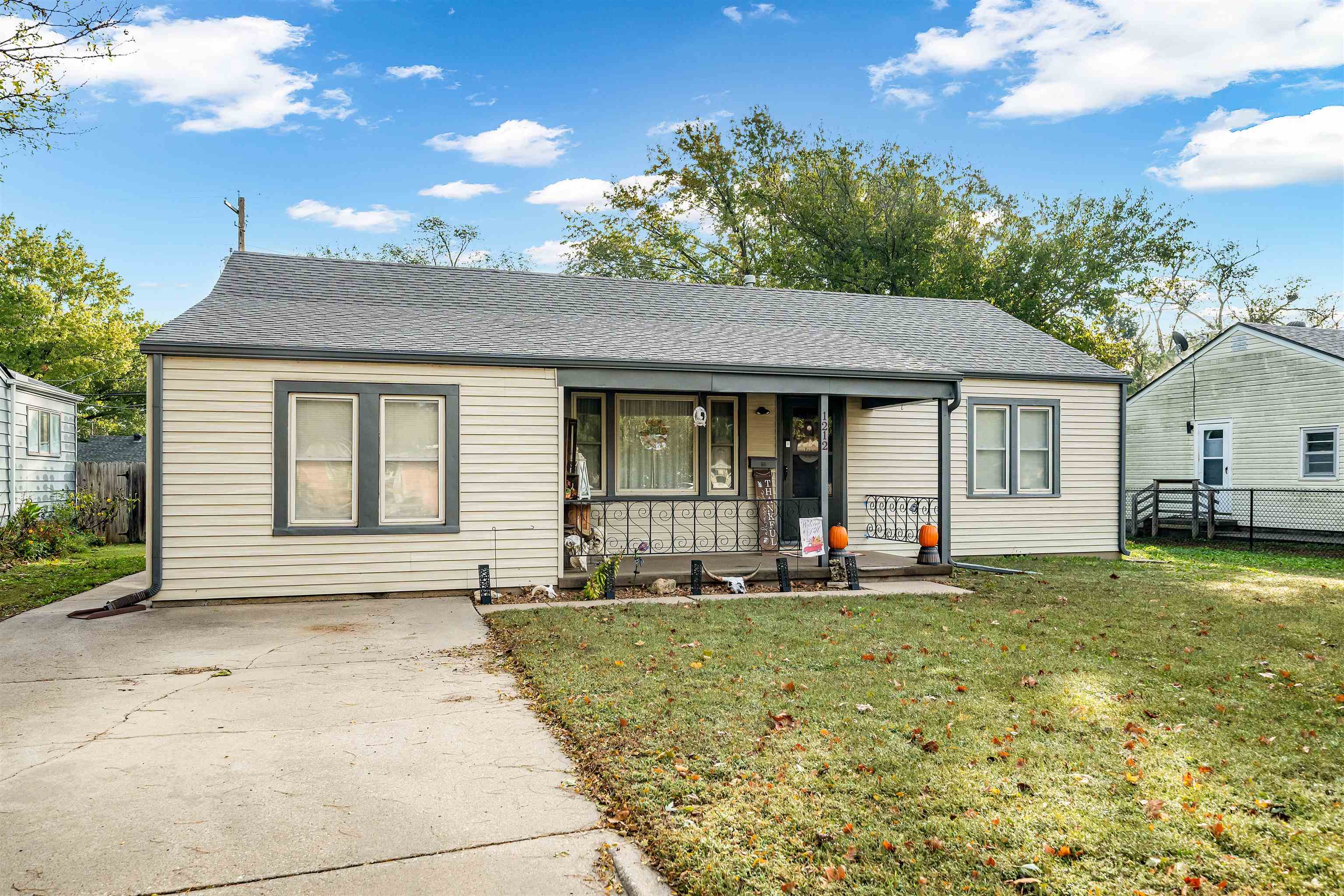 1212 Starkey Street Augusta KS 67010