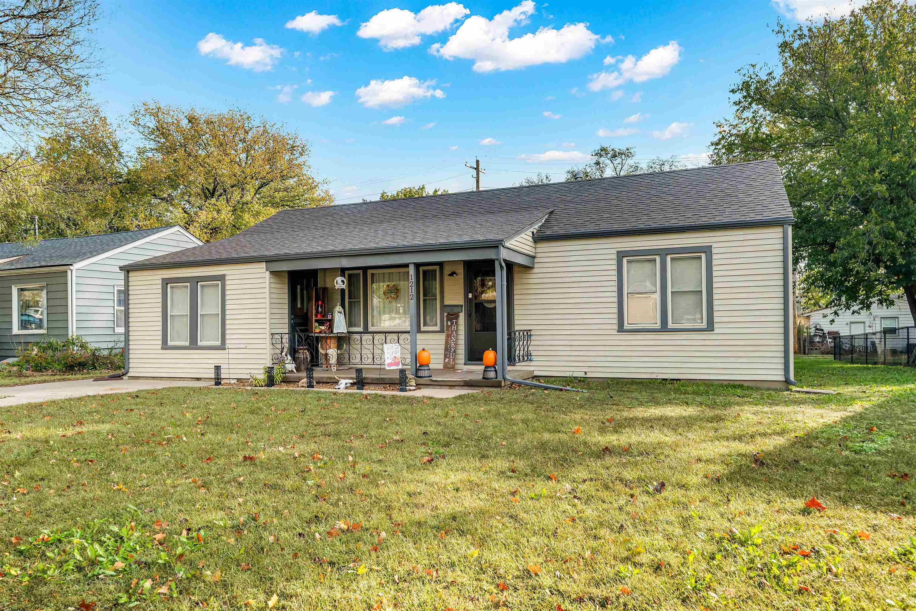 1212 Starkey Street Augusta KS 67010