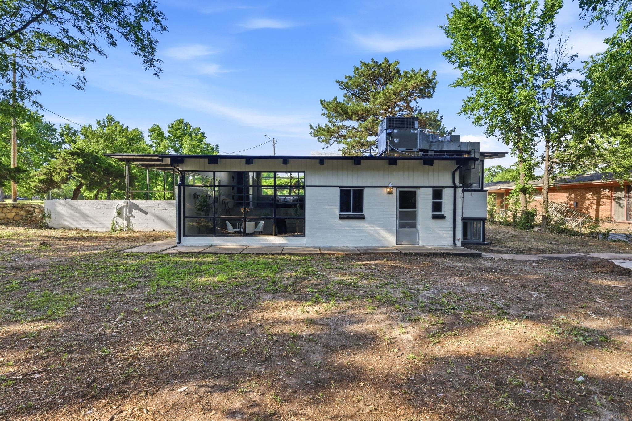 3527 E 15th Wichita KS 67208