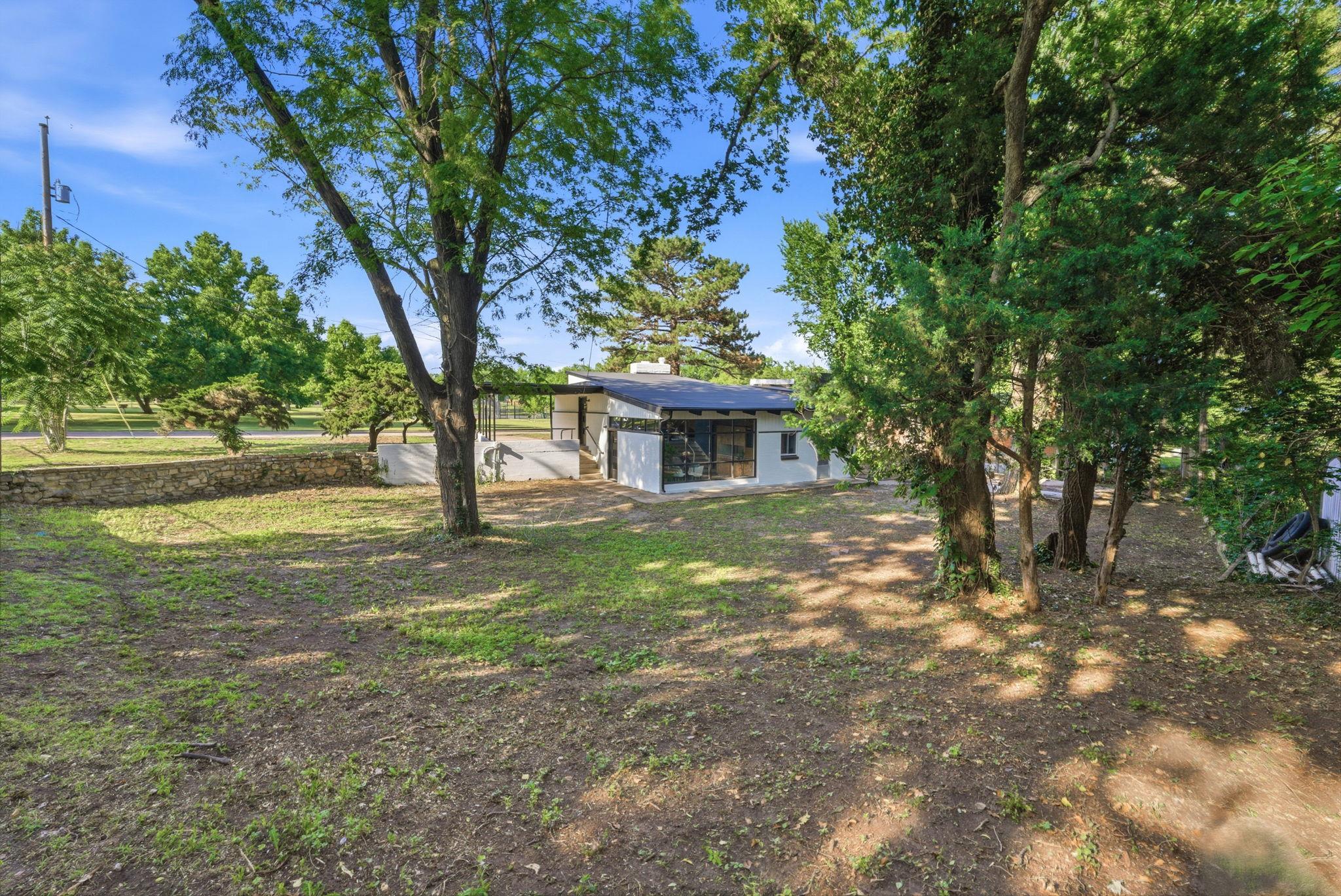 3527 E 15th Wichita KS 67208