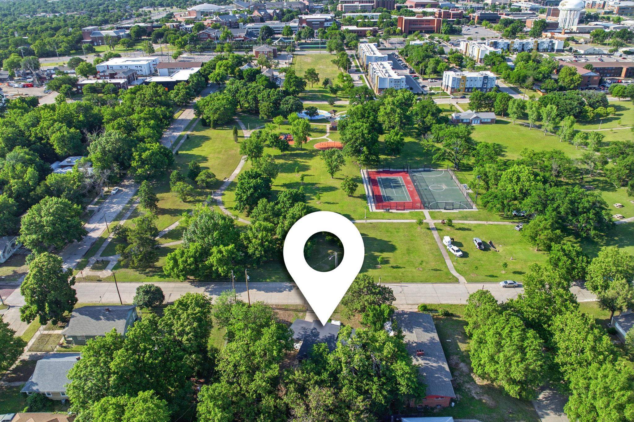 3527 E 15th Wichita KS 67208