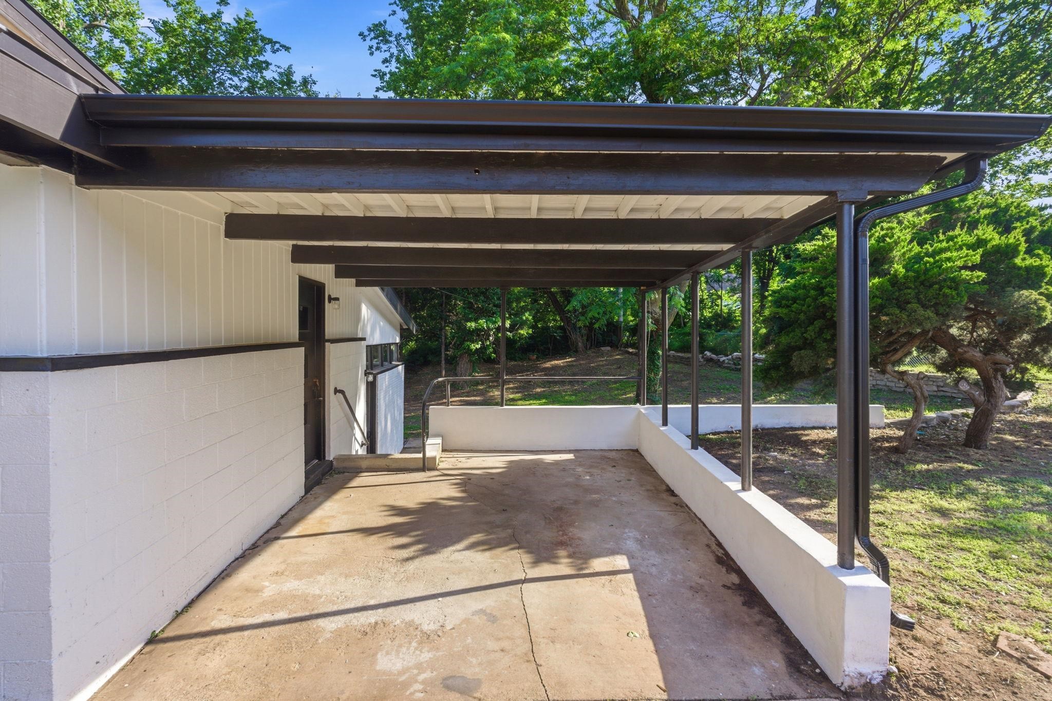 3527 E 15th Wichita KS 67208