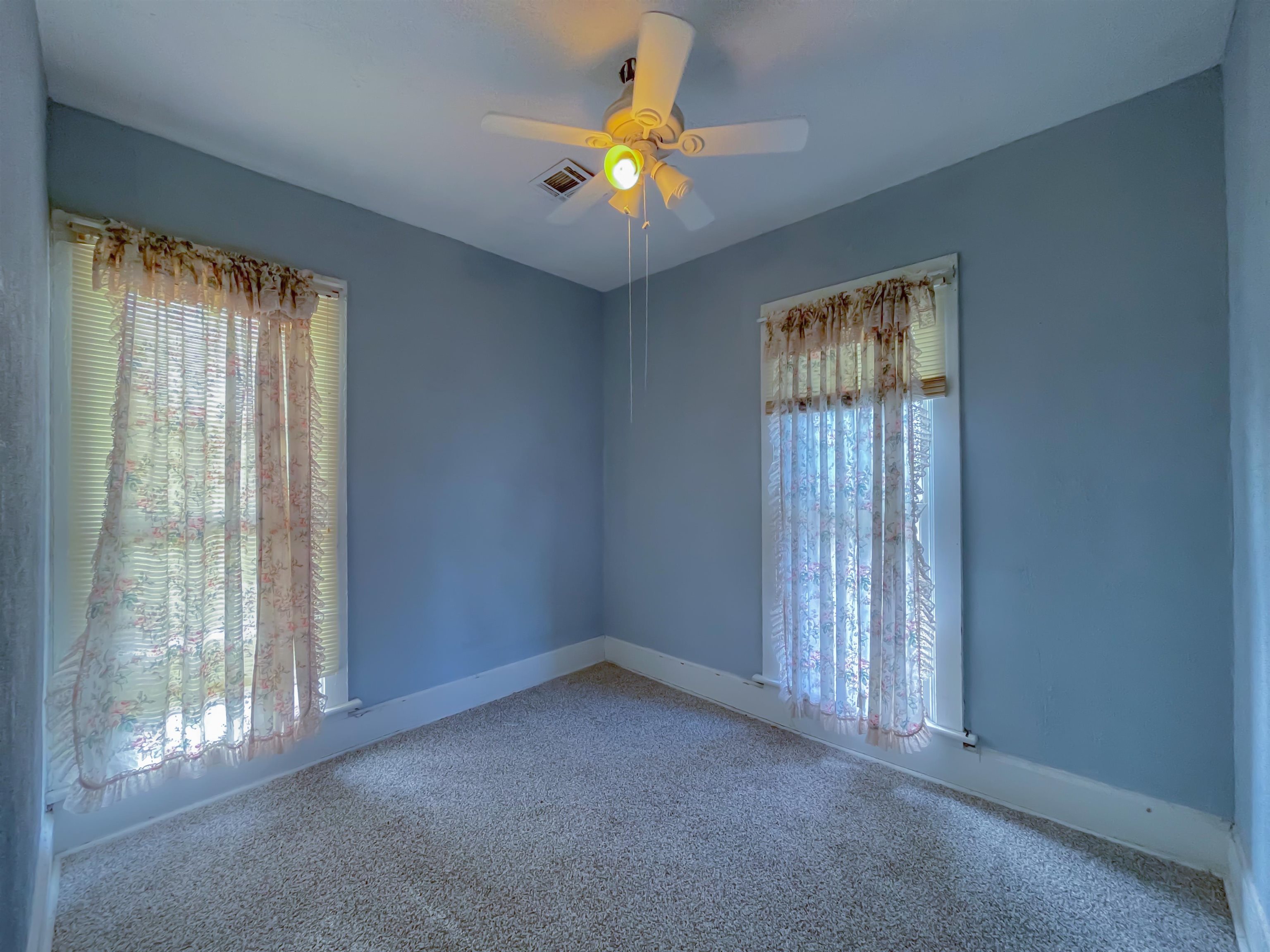 825 N 7th Street Arkansas City KS 67005