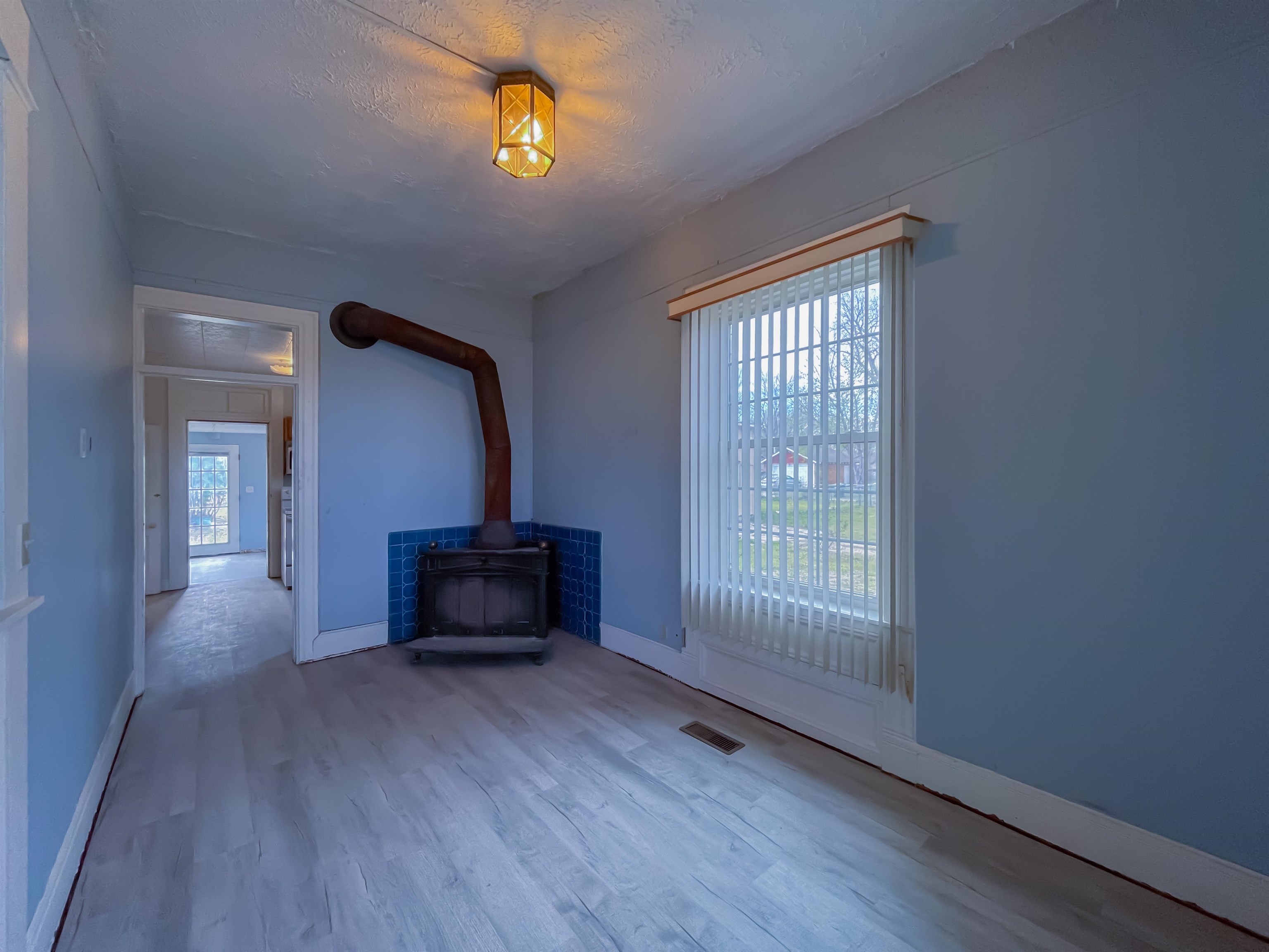 825 N 7th Street Arkansas City KS 67005