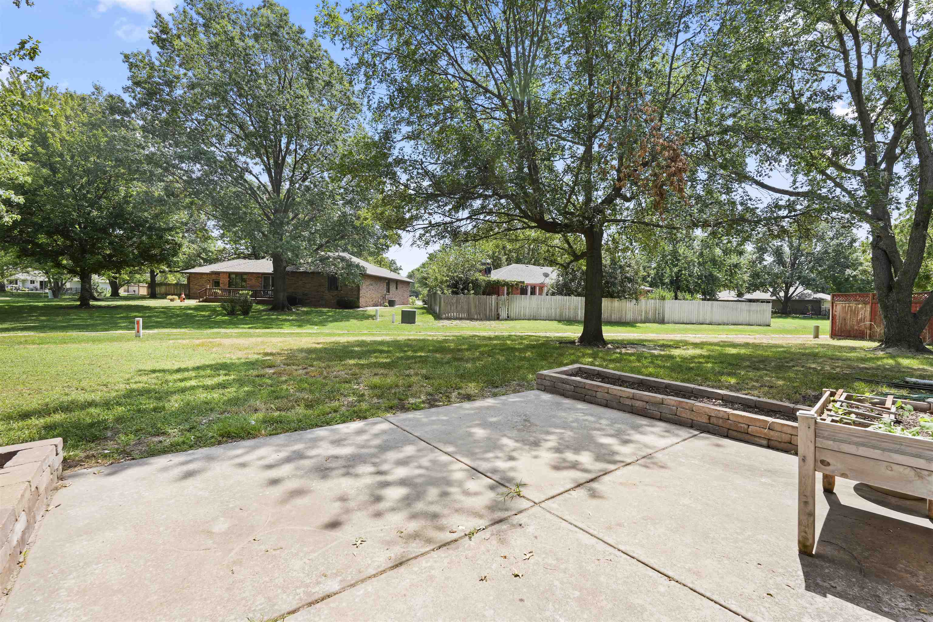 1534 N Valleyview Court Wichita KS 67212