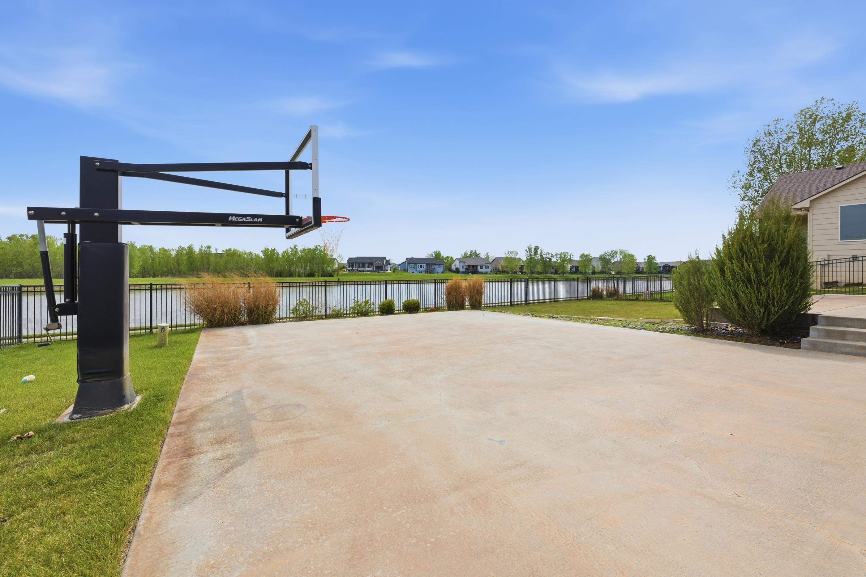 5913 W Driftwood Street Wichita KS 67205